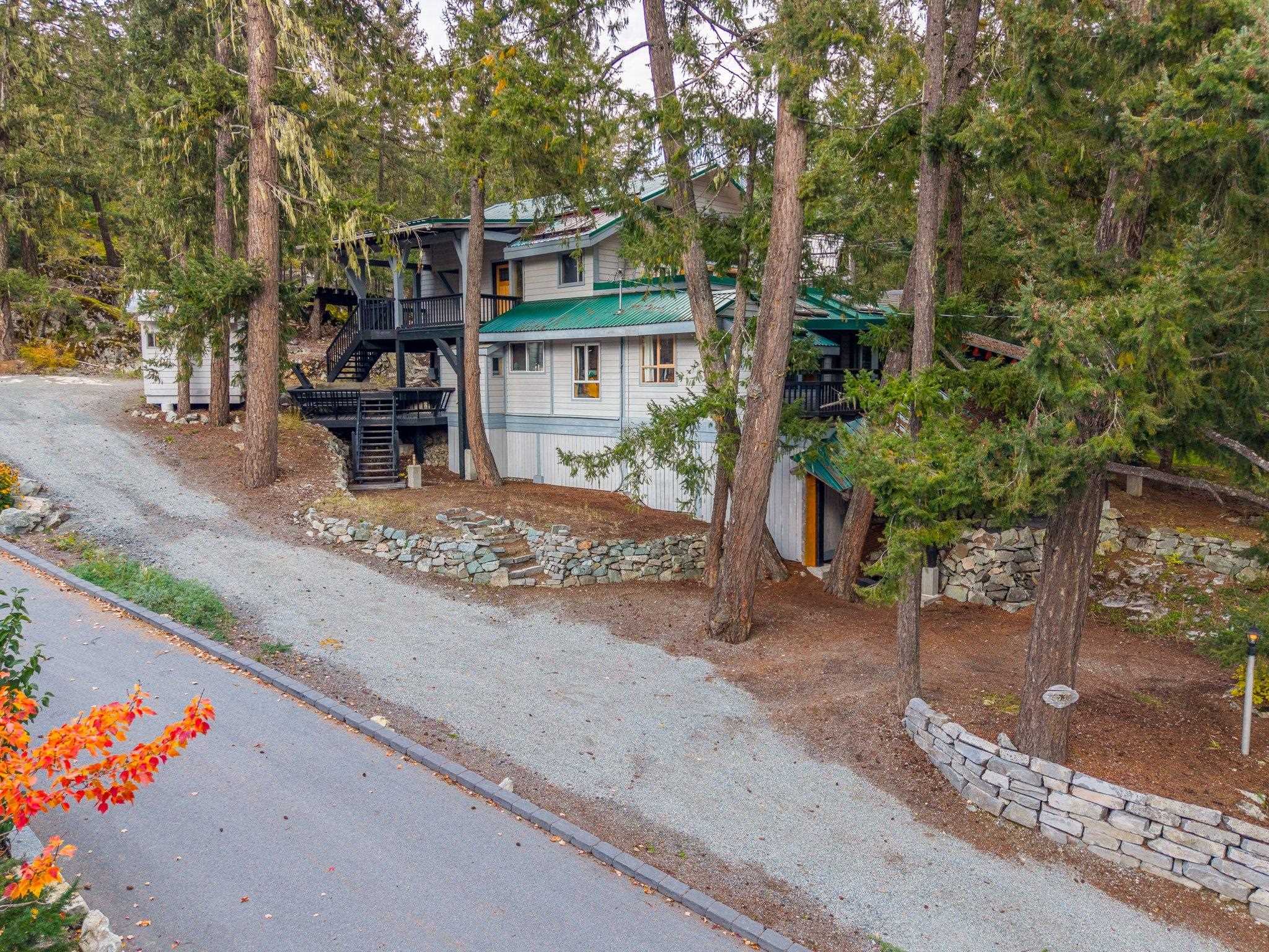 9539 Emerald Drive, Whistler, BC V8E 0G5