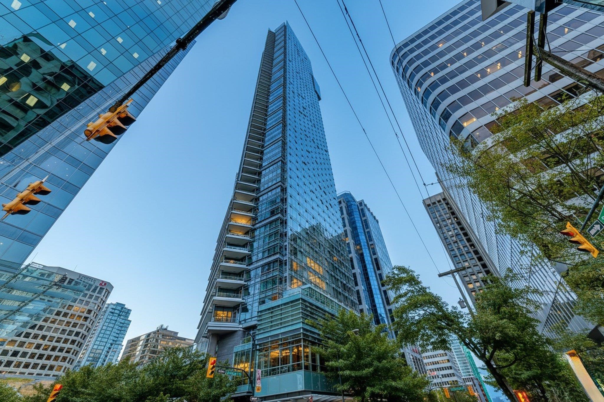 1111 Alberni Street #1702, Vancouver, BC V6E 4V2