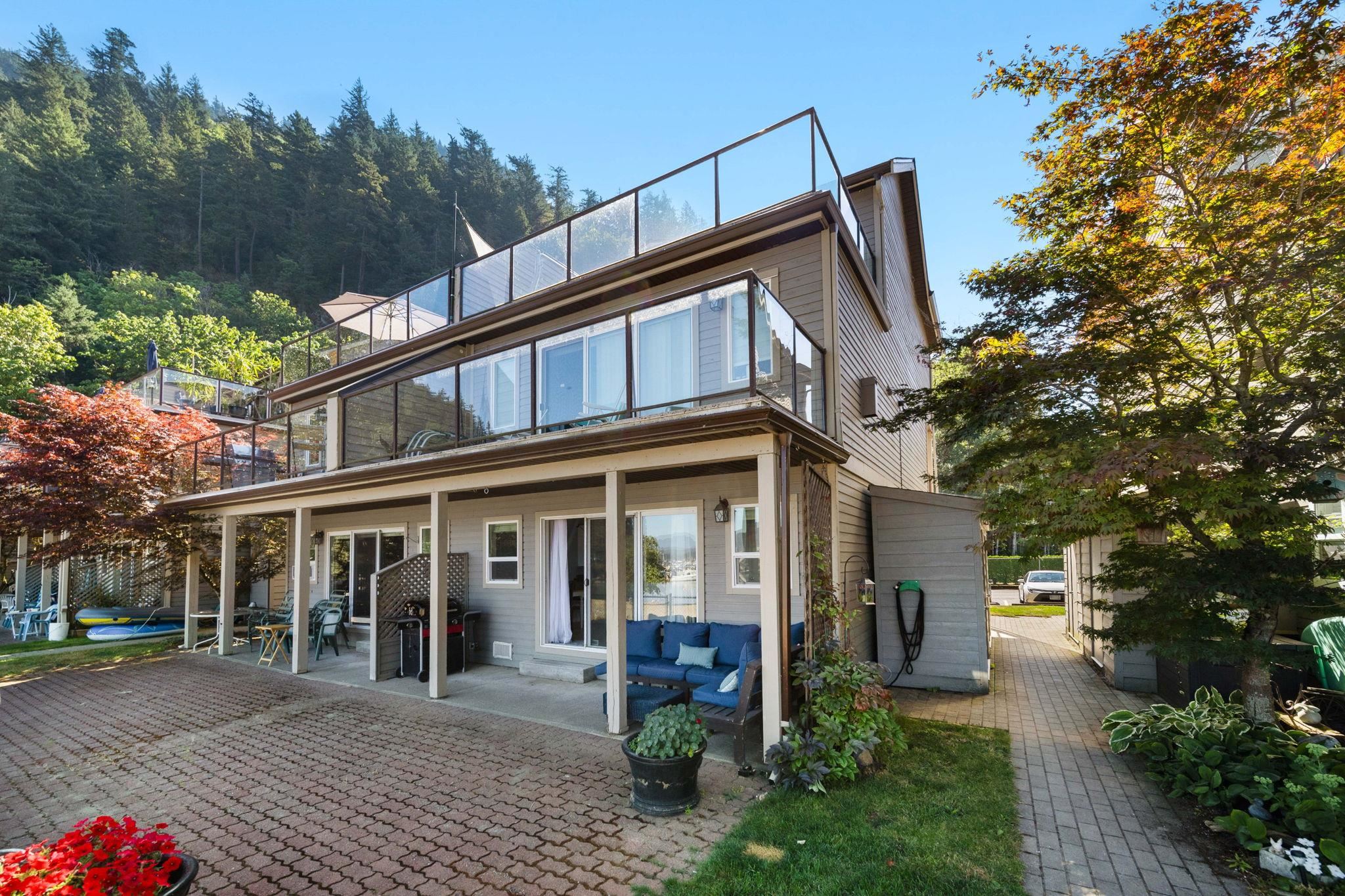 595 Lillooet Avenue, Harrison Hot Springs, BC V0M 1K0