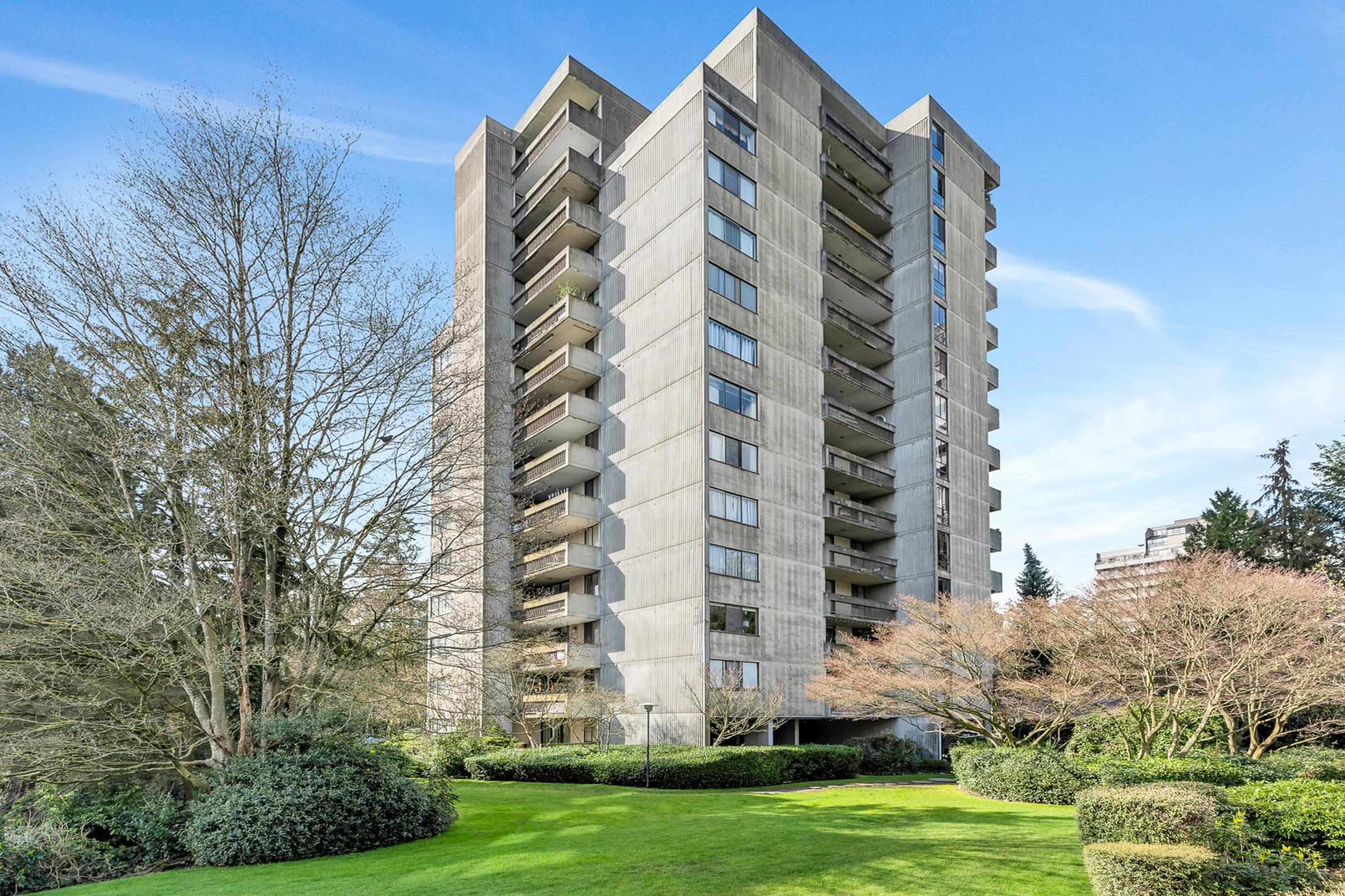 6689 Willingdon Avenue #1403, Burnaby, BC V5H 3Y8