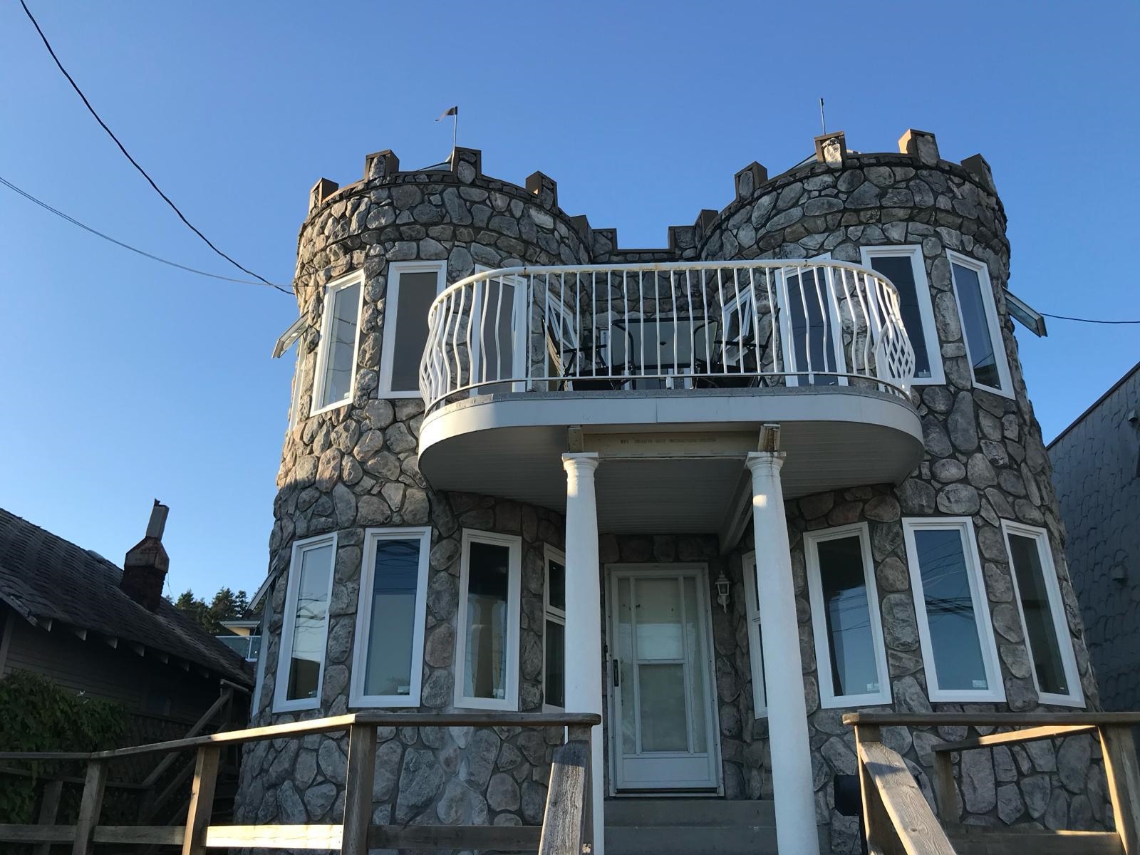 14741 Marine Drive, White Rock, BC V4B 1B9