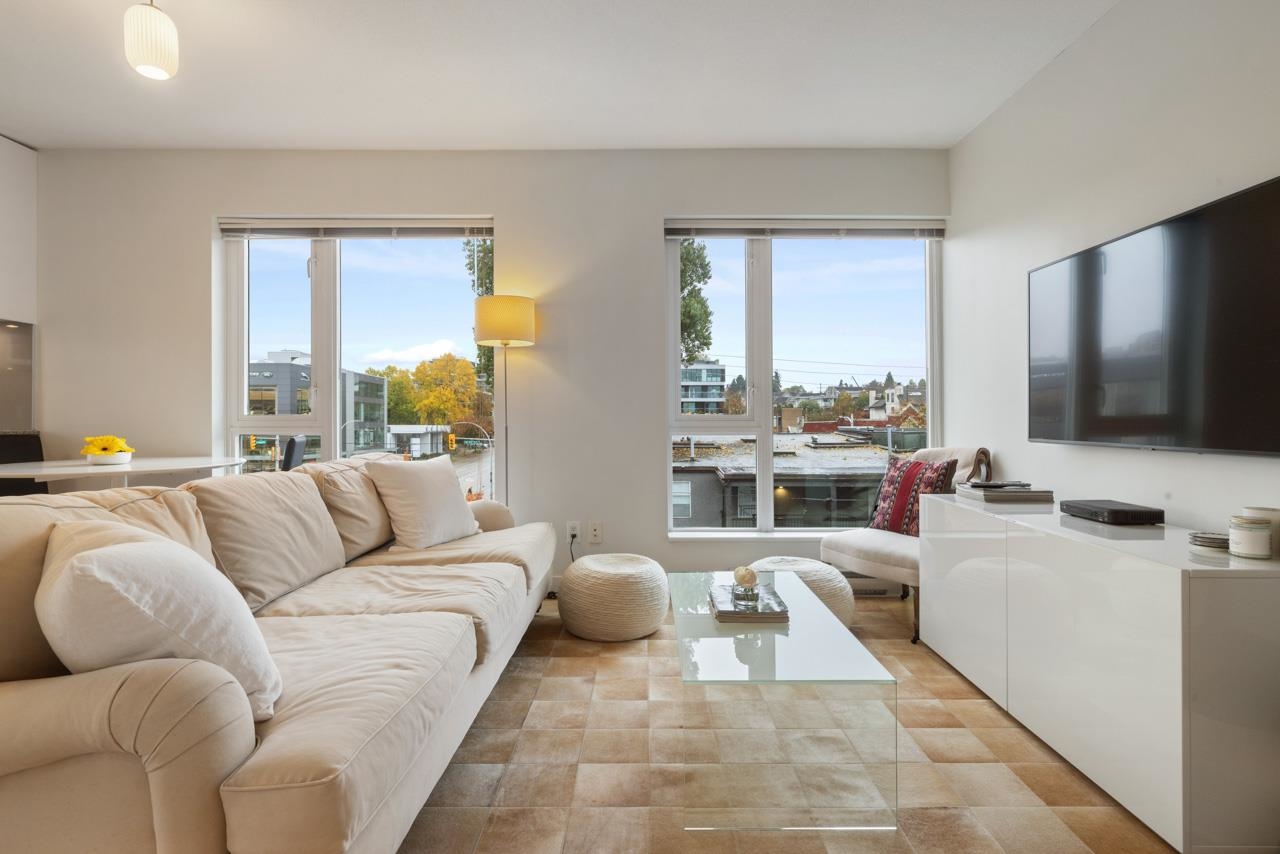 1808 West 3rd Avenue #507, Vancouver, BC V6J 0C4