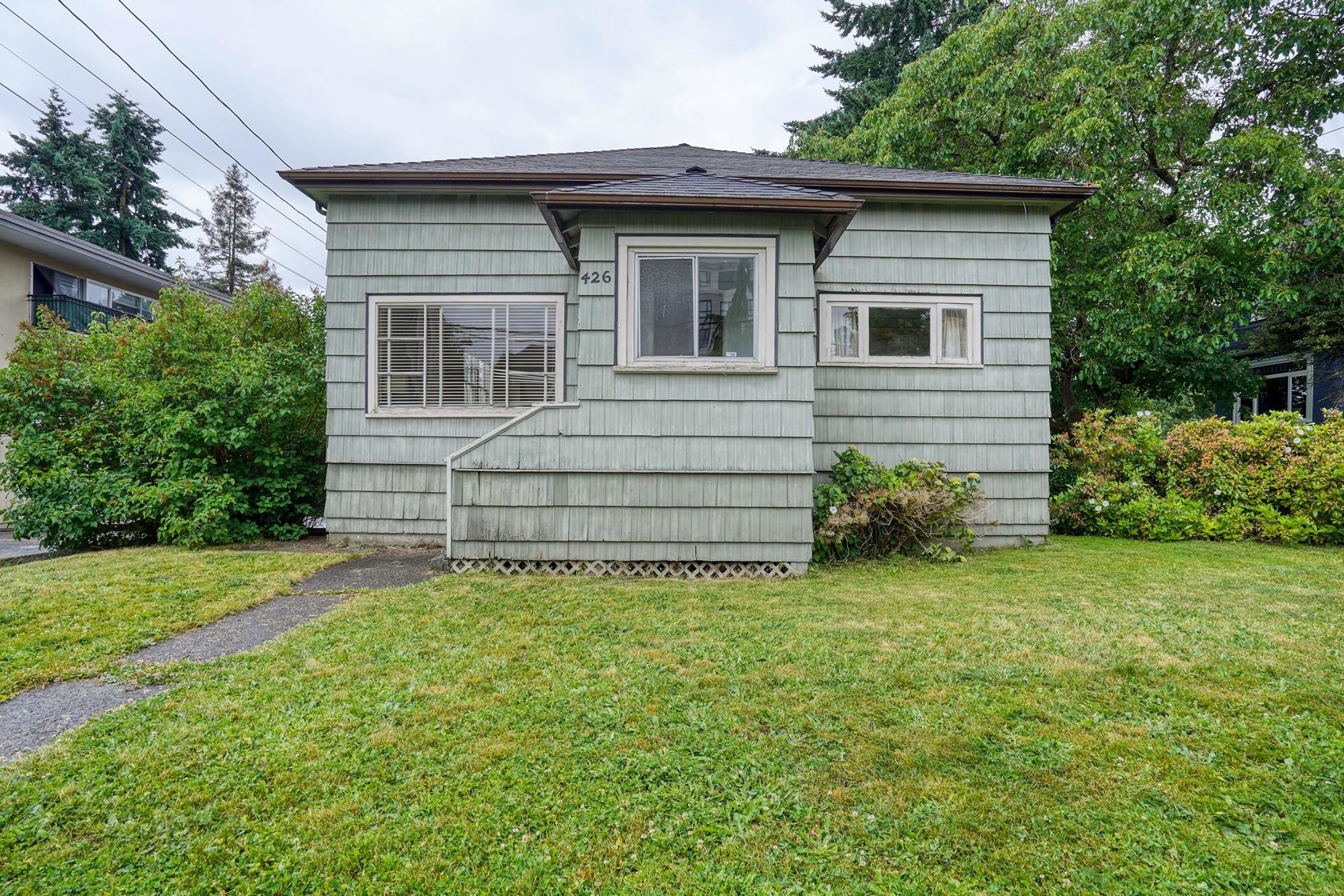 426 Seventh Street, New Westminster, BC V3M 3L3