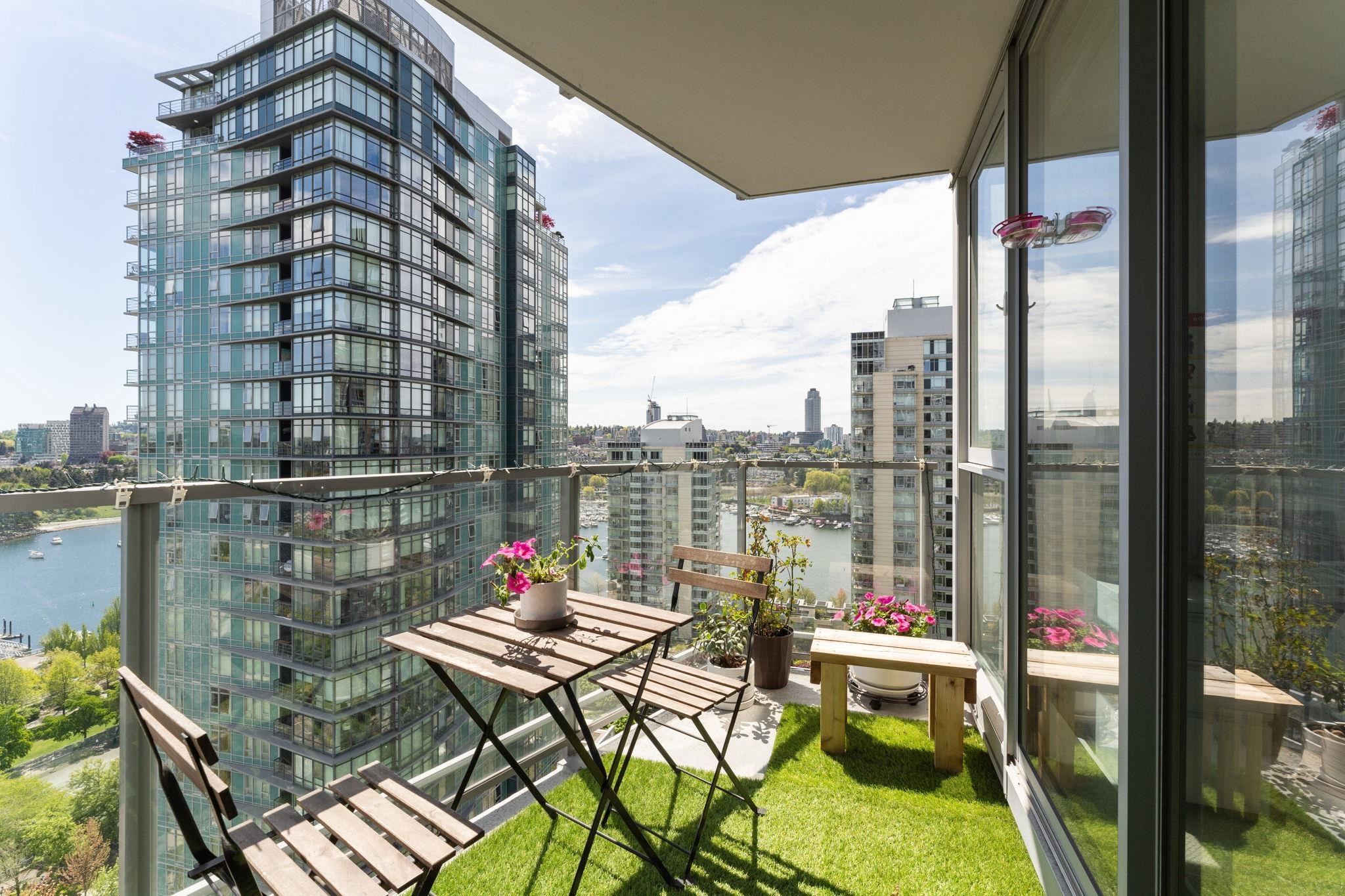 1408 Strathmore Mews #2201, Vancouver, BC V6Z 3A9
