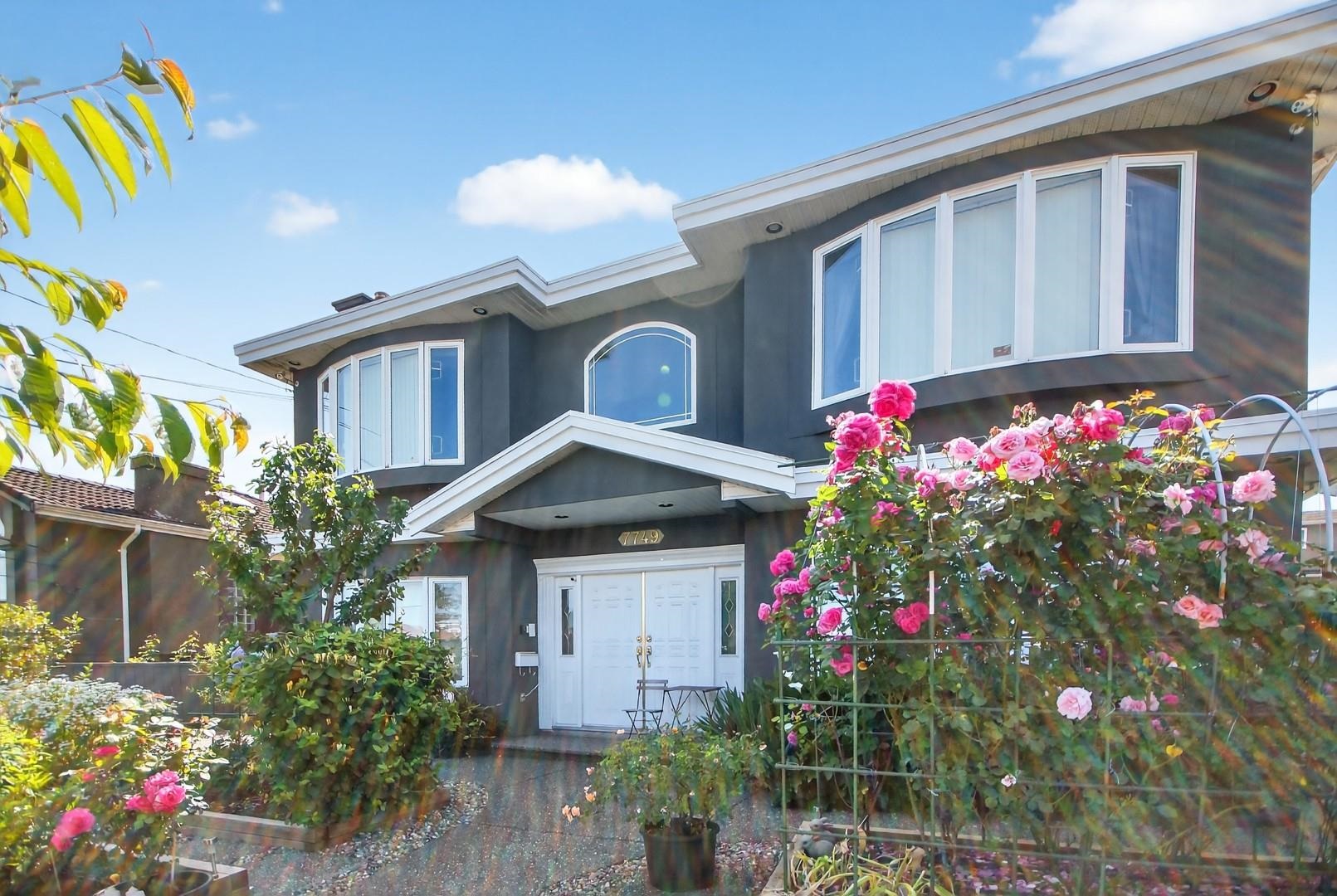 7749 Gilley Avenue, Burnaby, BC V5J 4Y1