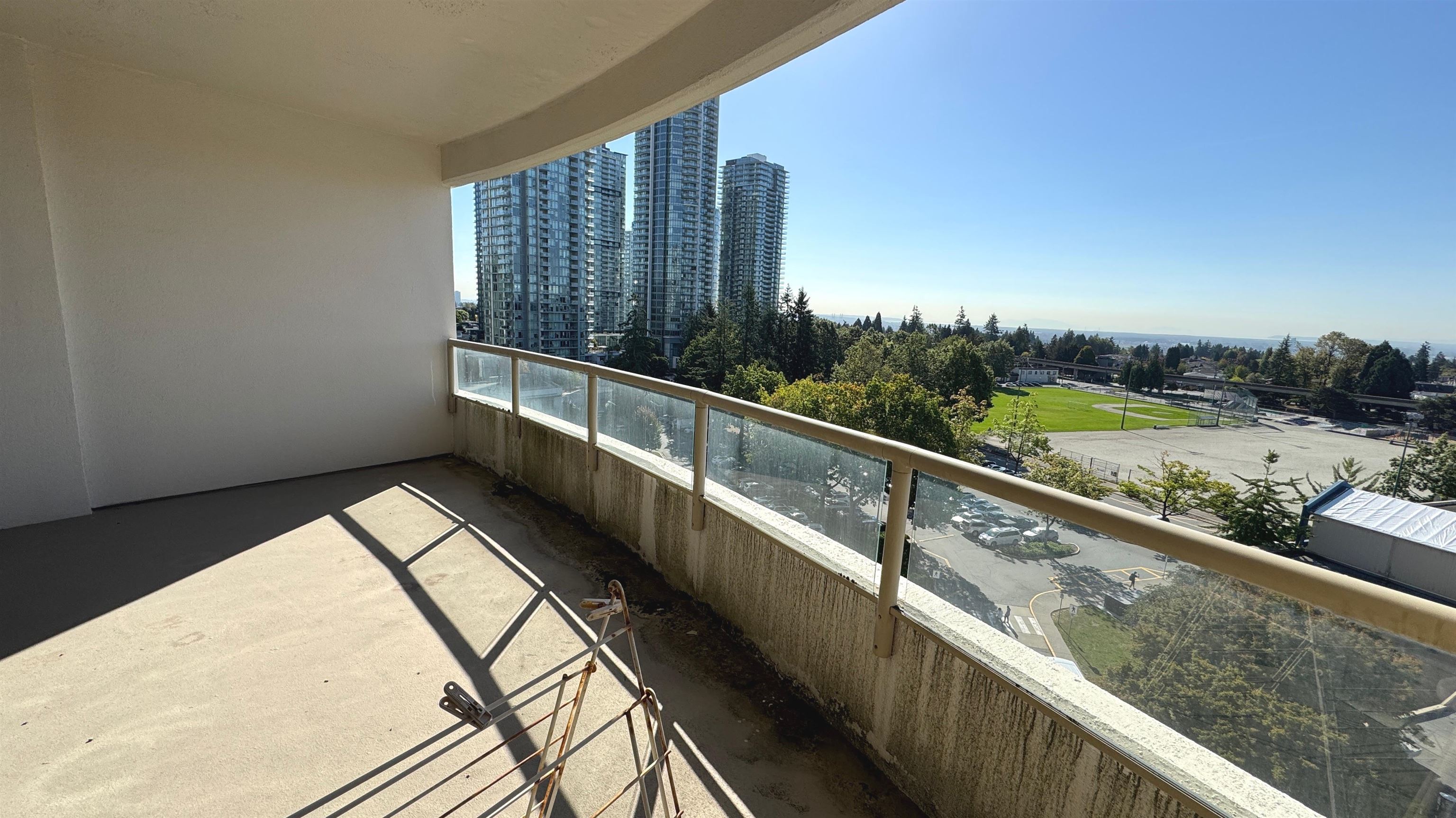 4830 Bennett Street #903, Burnaby, BC V5H 4P6