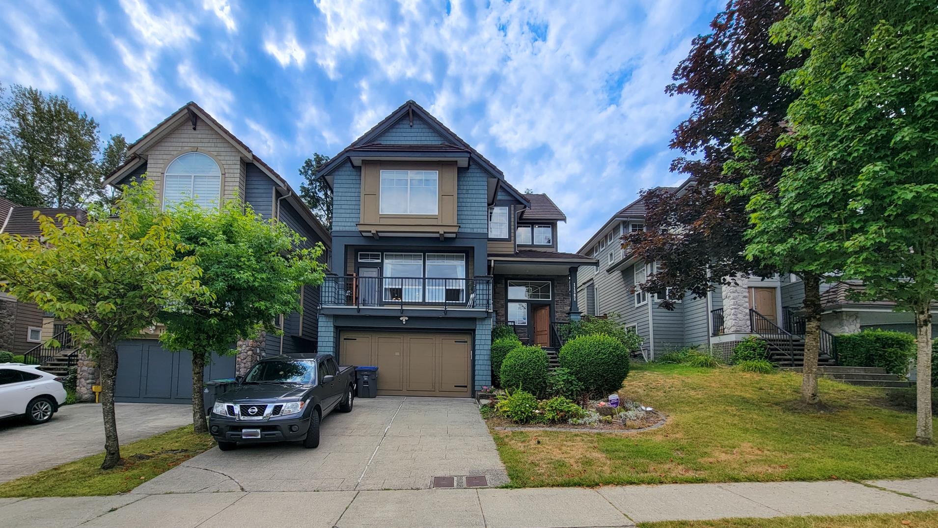 154a Street, Surrey, BC V3R 2V7
