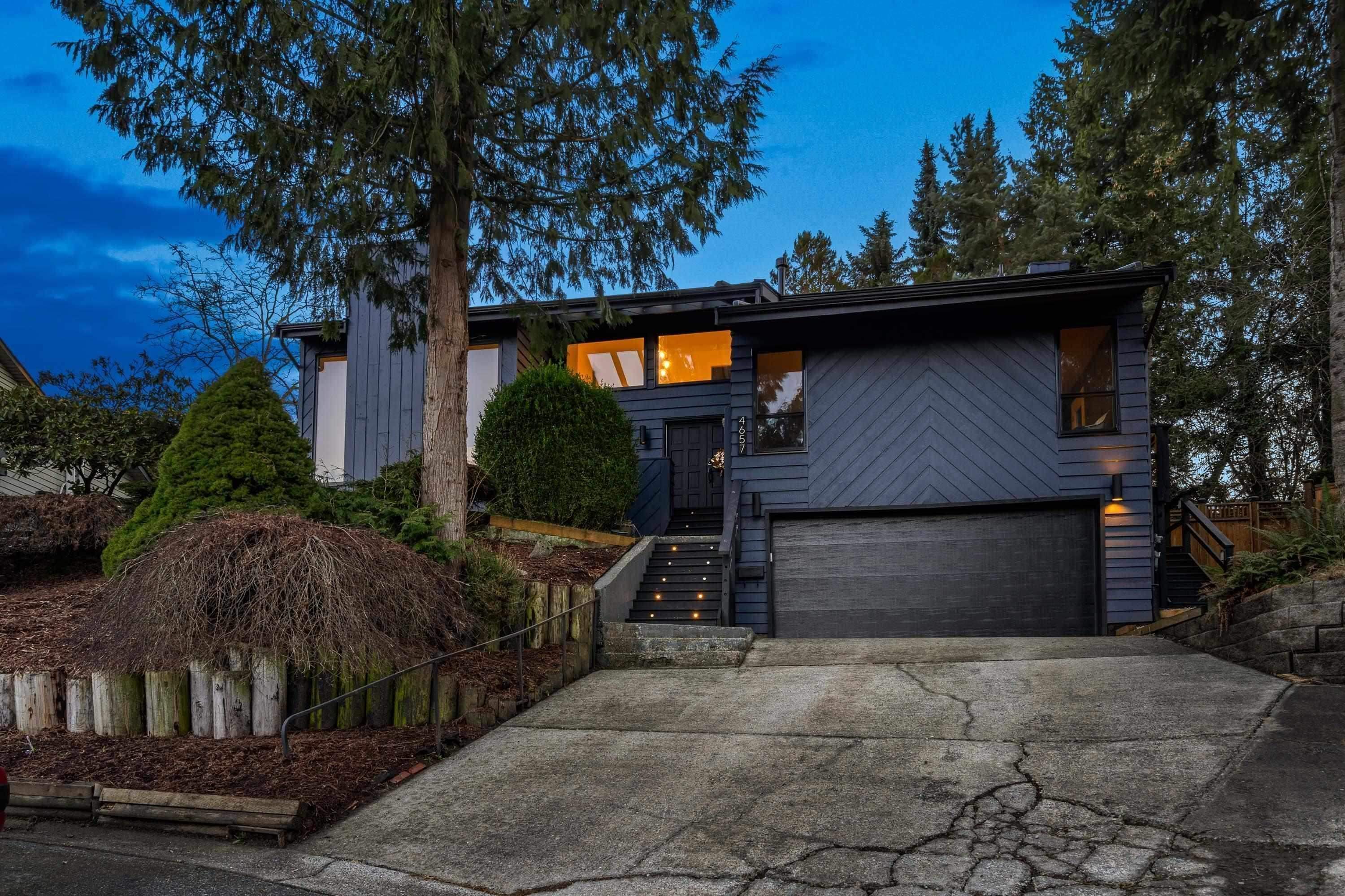 208a Street, Langley, BC V3A 7E5