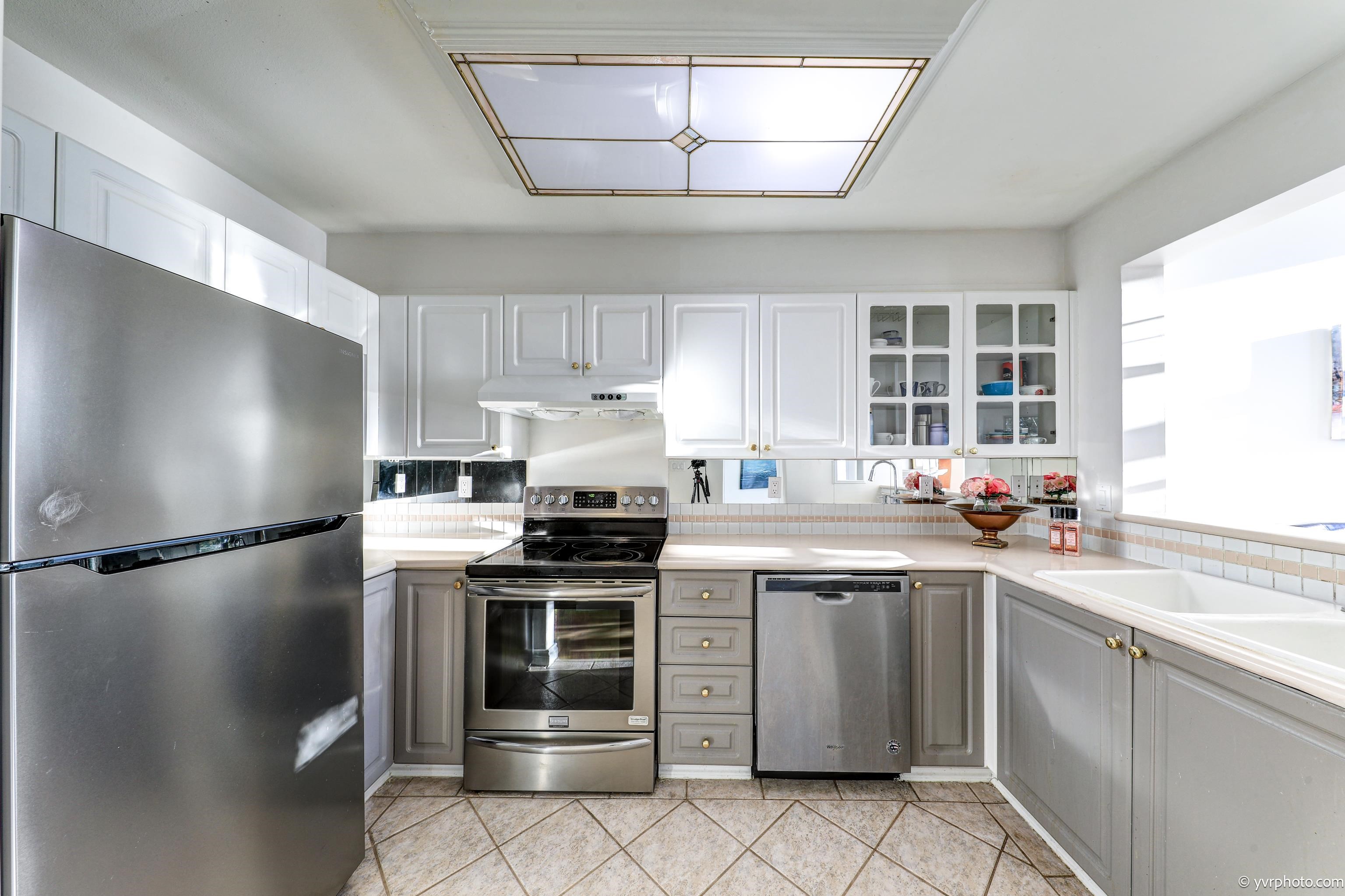8880 Jones Road #320, Richmond, BC V6Y 3Z1