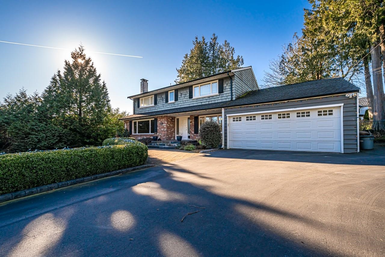 4032 Ripple Road, West Vancouver, BC V7V 3K9