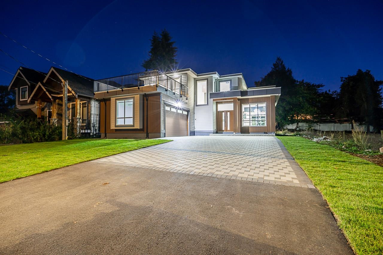 113a Avenue, Surrey, BC V3R 2K5