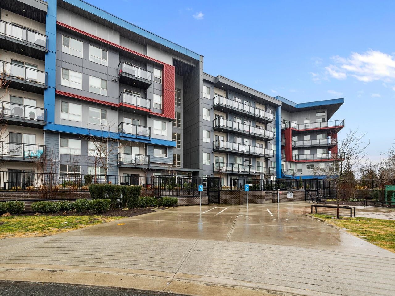 5486 199a Street #116, Langley, BC V3A 0N6