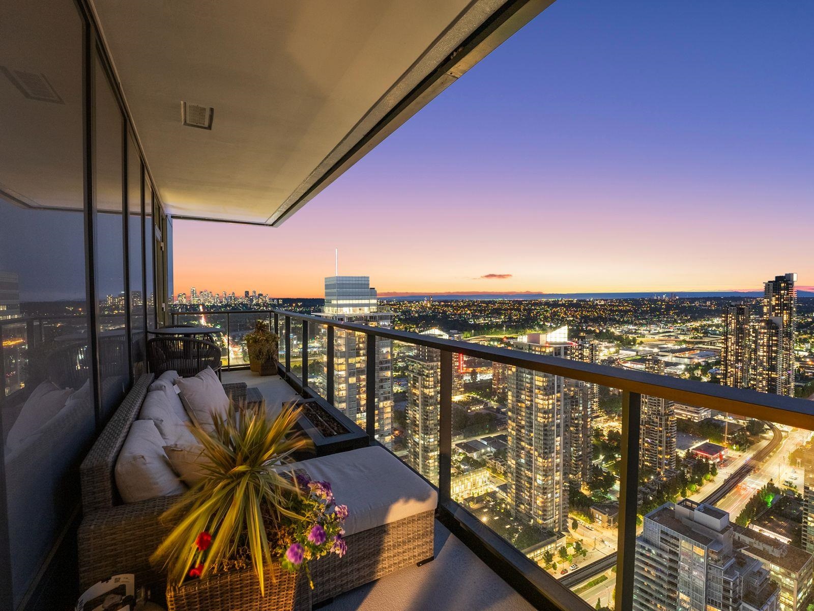 4510 Halifax Way #5706, Burnaby, BC V5C 0K4