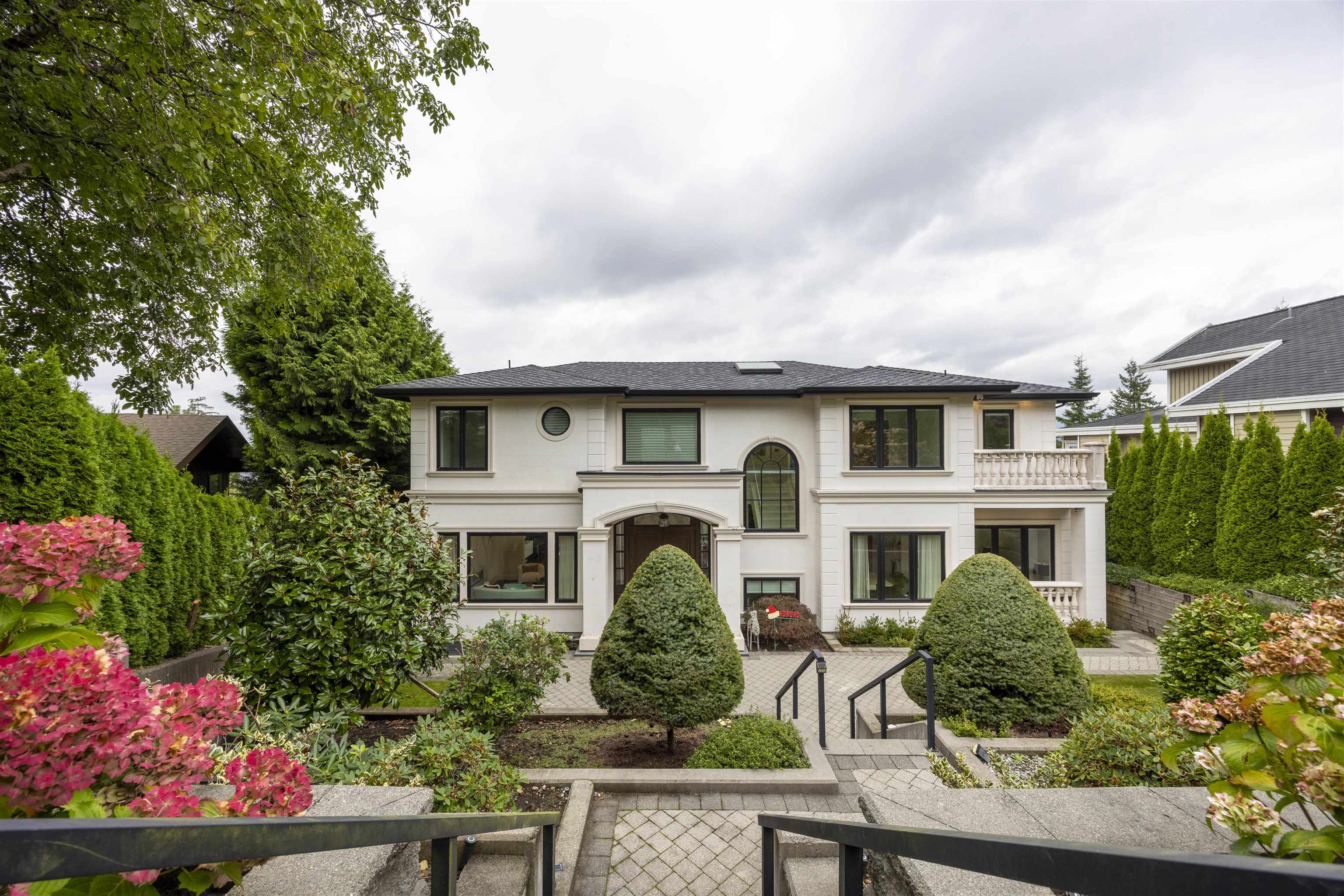 5111 Harbour View Road, Burnaby, BC V5B 1C9