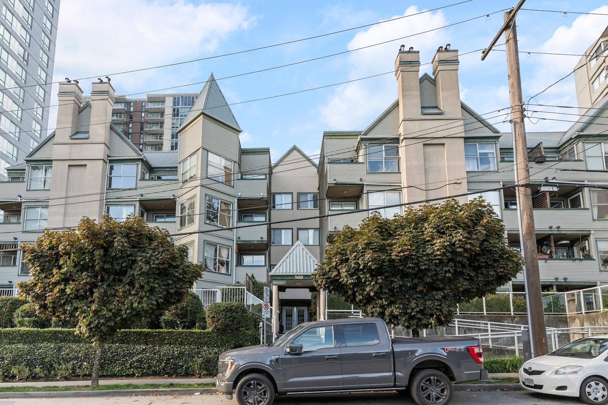 509 Carnarvon St #302, New Westminster, BC V3L 5S4