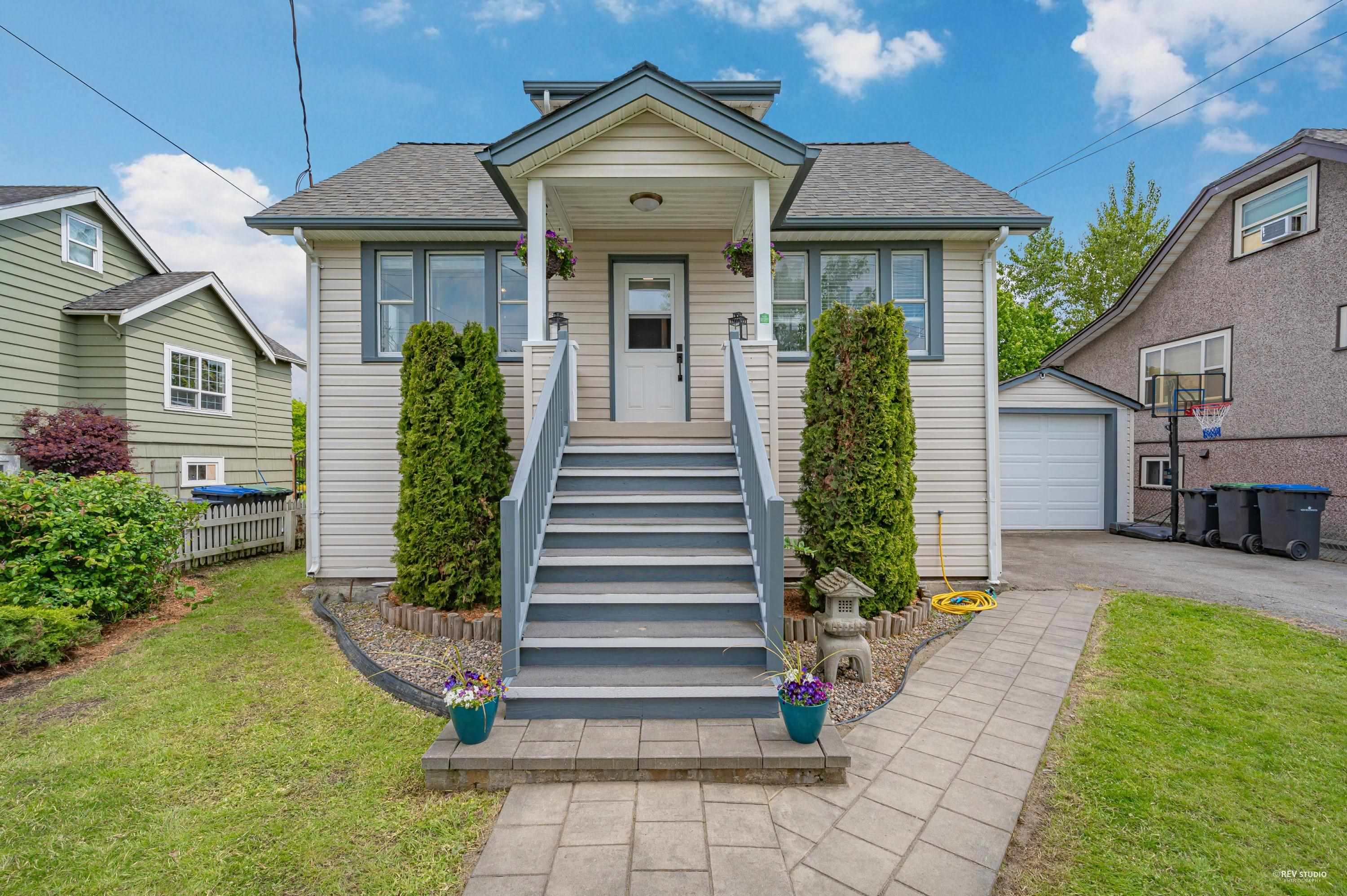235 Pembina Street, New Westminster, BC V3M 5J3