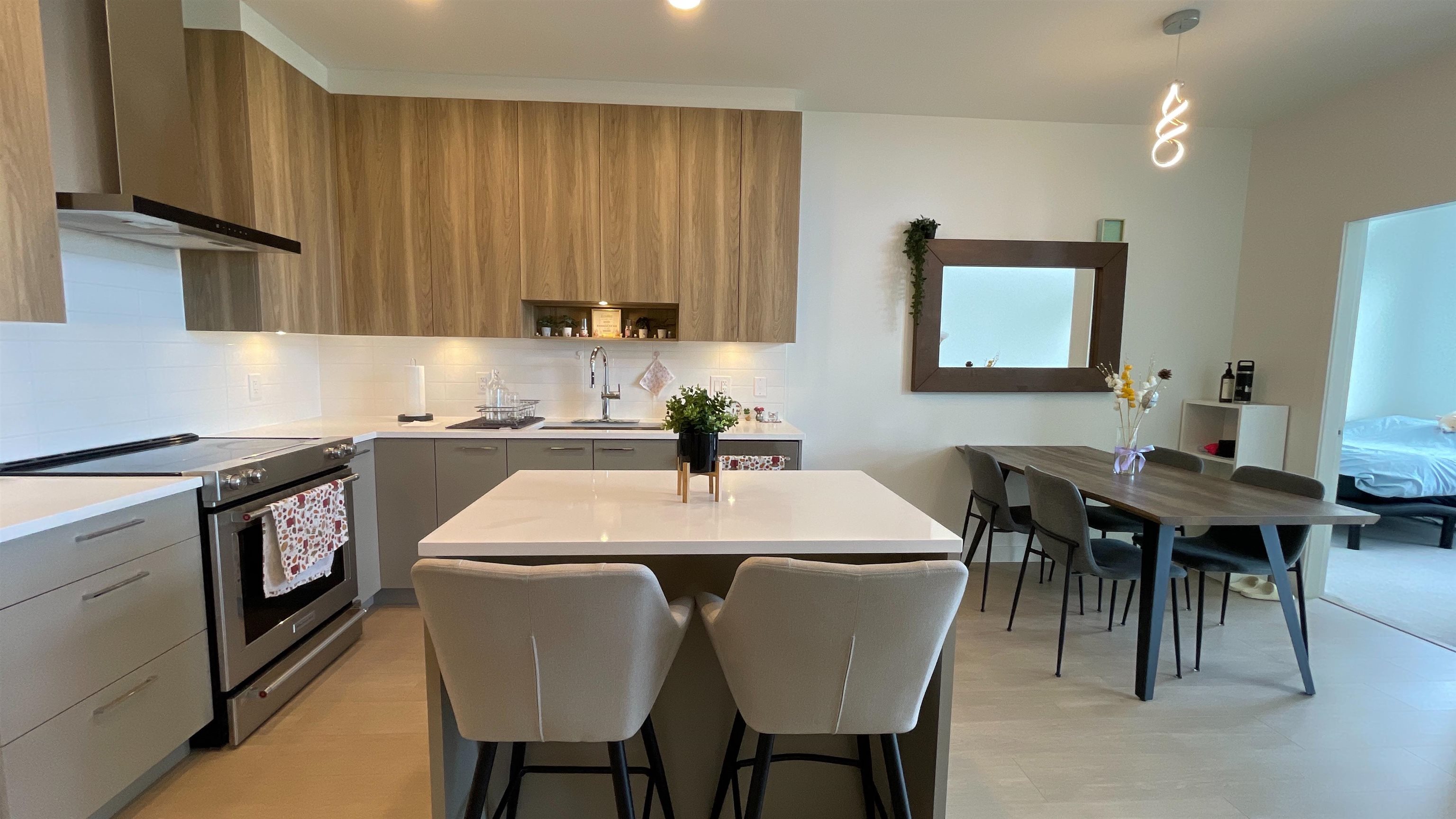 7599 15th Street #614, Burnaby, BC V3N 0H9
