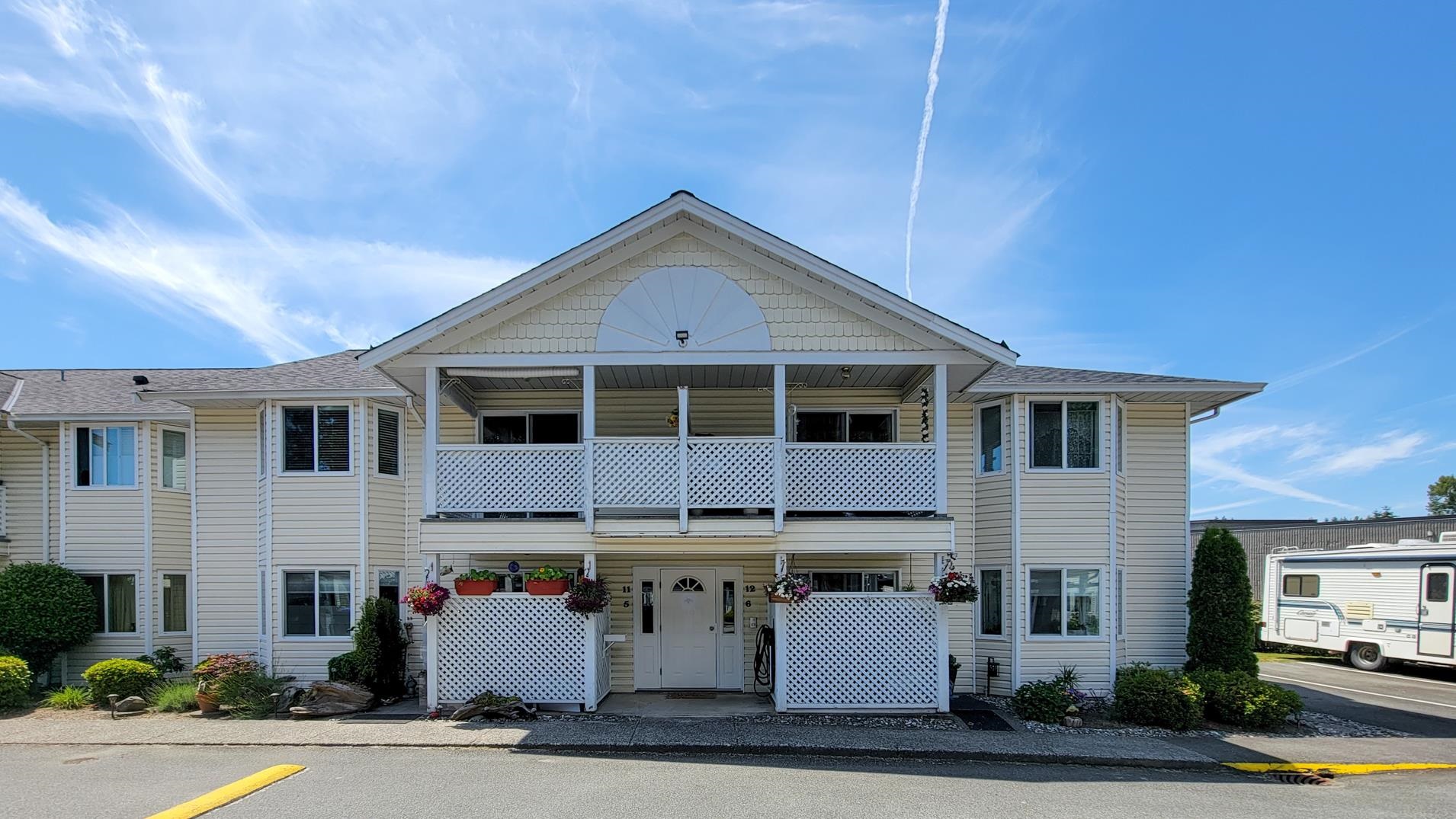 20799 119 Avenue #12, Maple Ridge, BC V2X 9S7