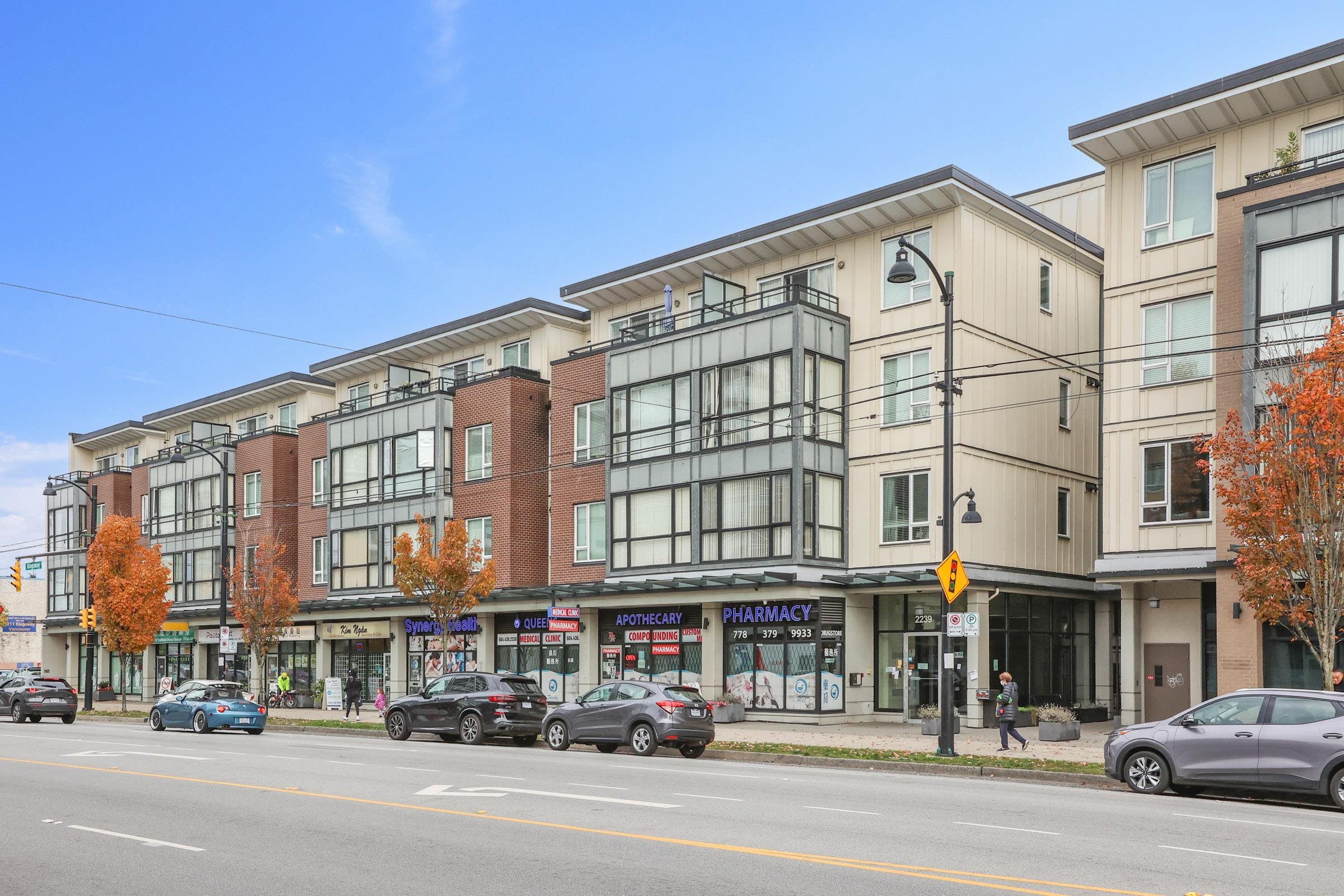 2239 Kingsway #ph3, Vancouver, BC V5N 0E5