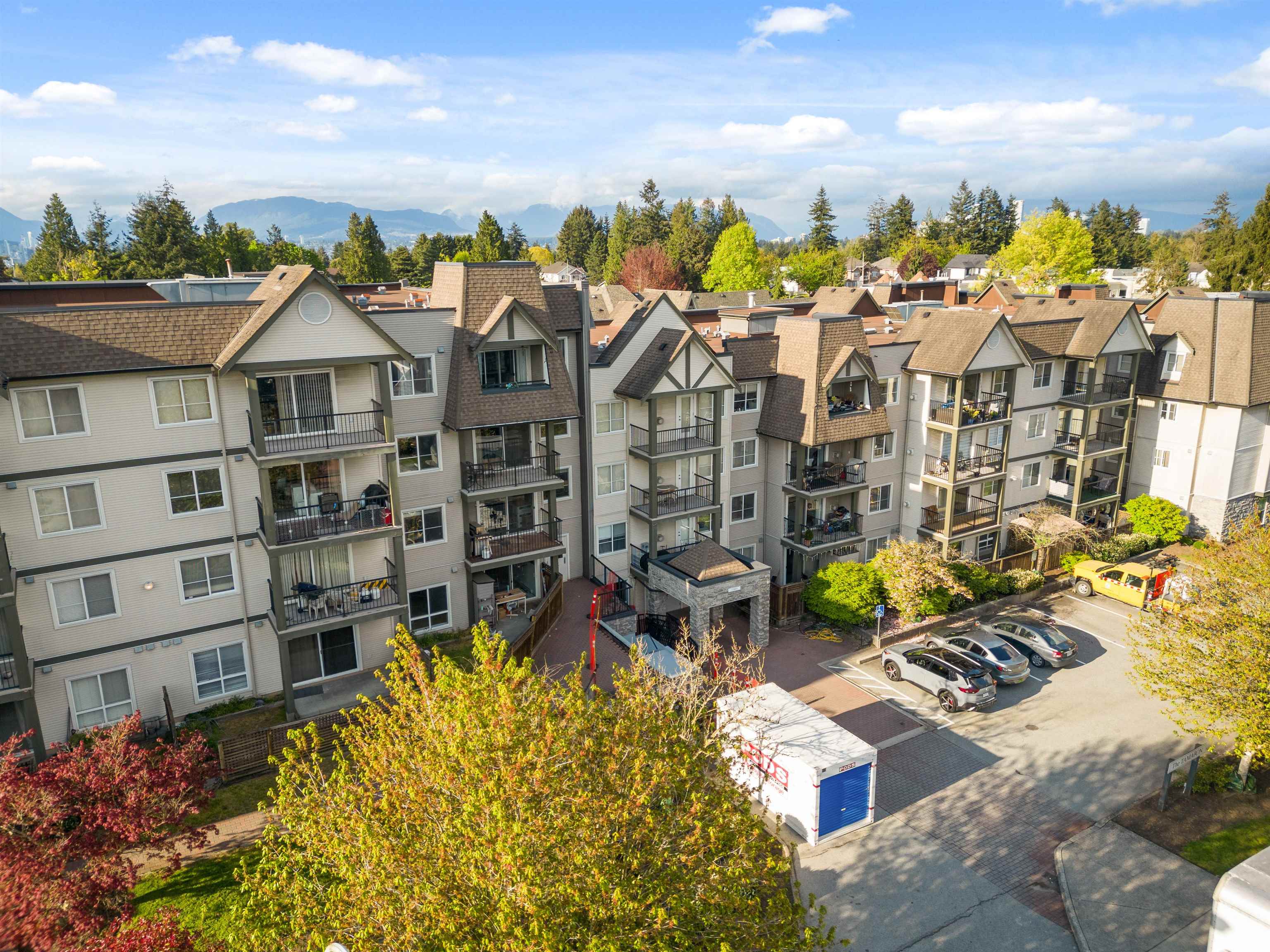 12083 92a Avenue #301, Surrey, BC V3V 8C8