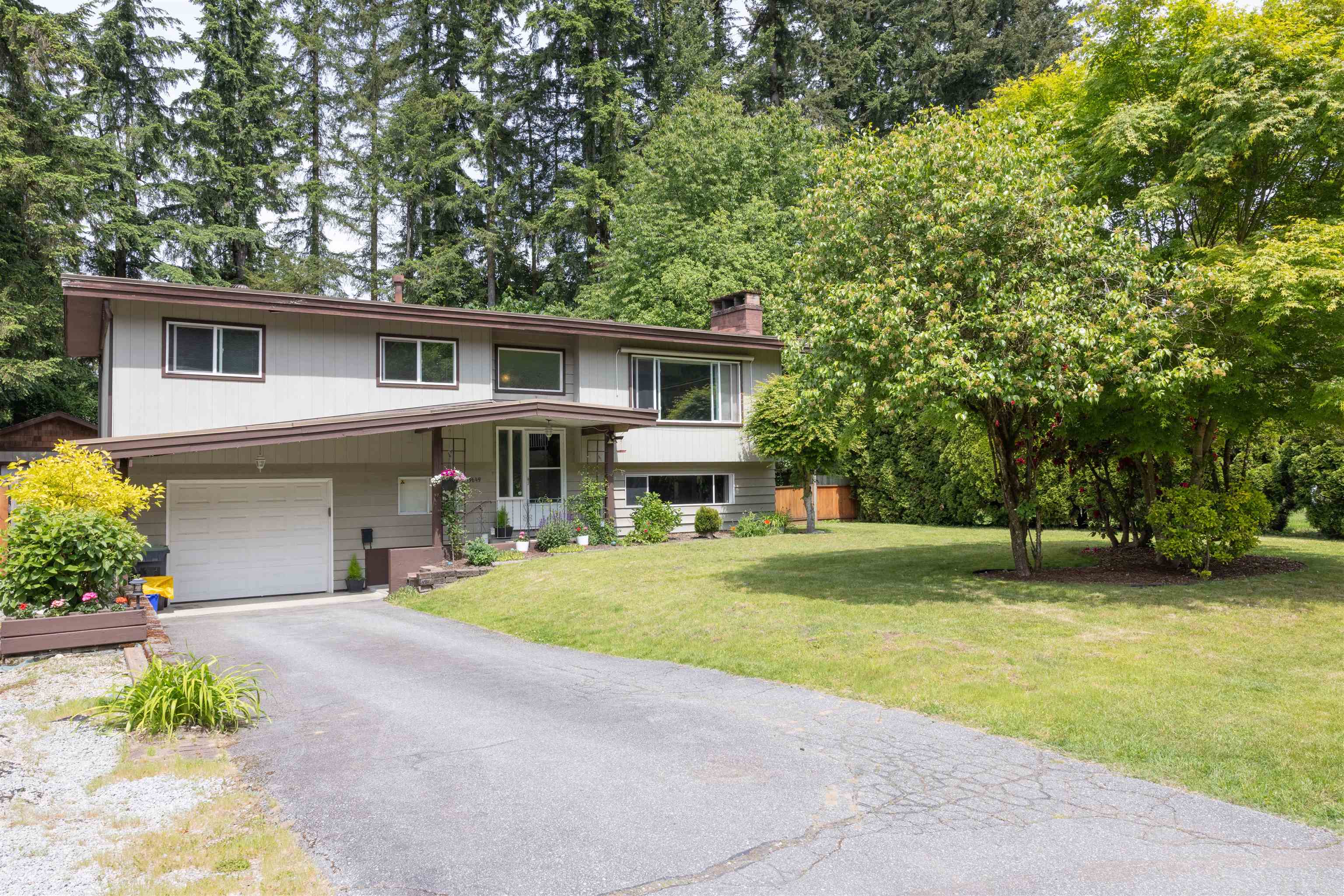 41a Avenue, Langley, BC V3A 2Z5