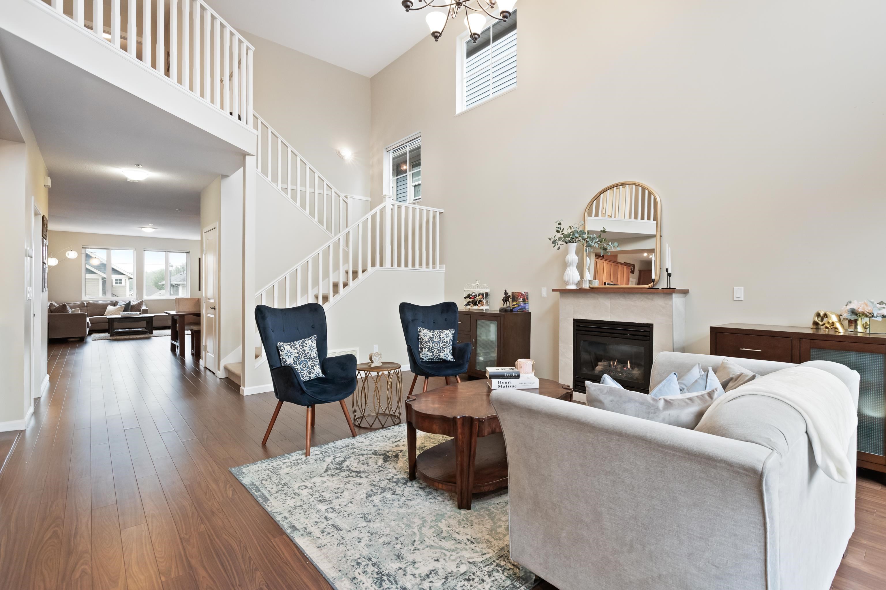 241a Street, Maple Ridge, BC V2W 0E6