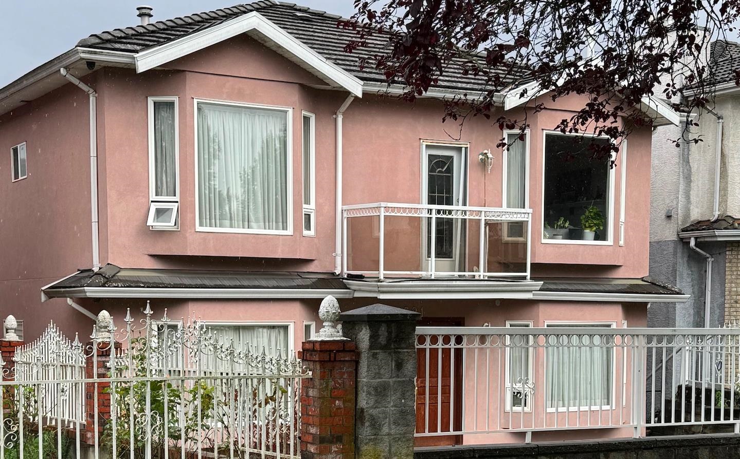 591 East 28th Avenue, Vancouver, BC V5V 2N4