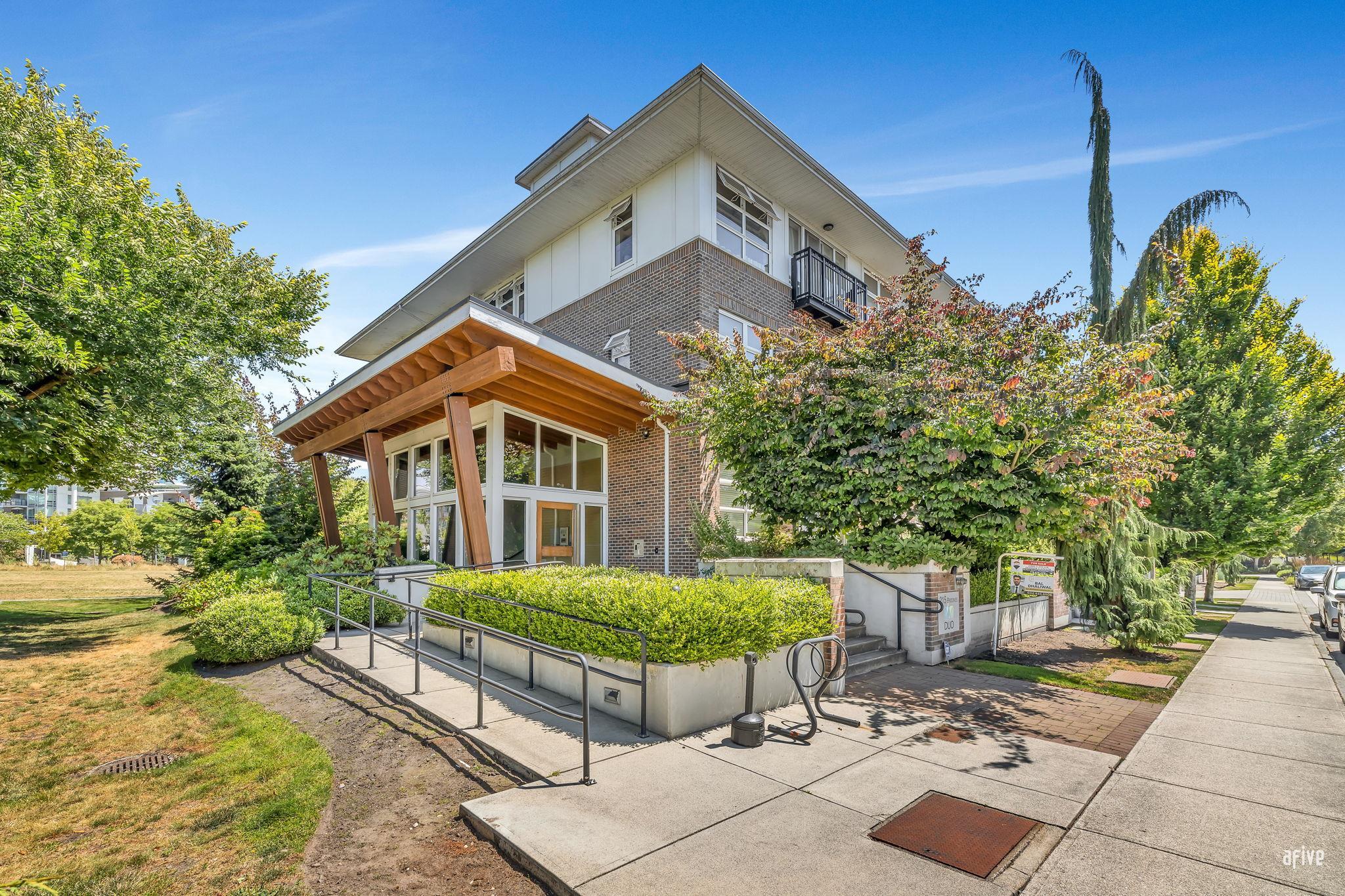 215 Brookes Street #206, New Westminster, BC V3M 0G5