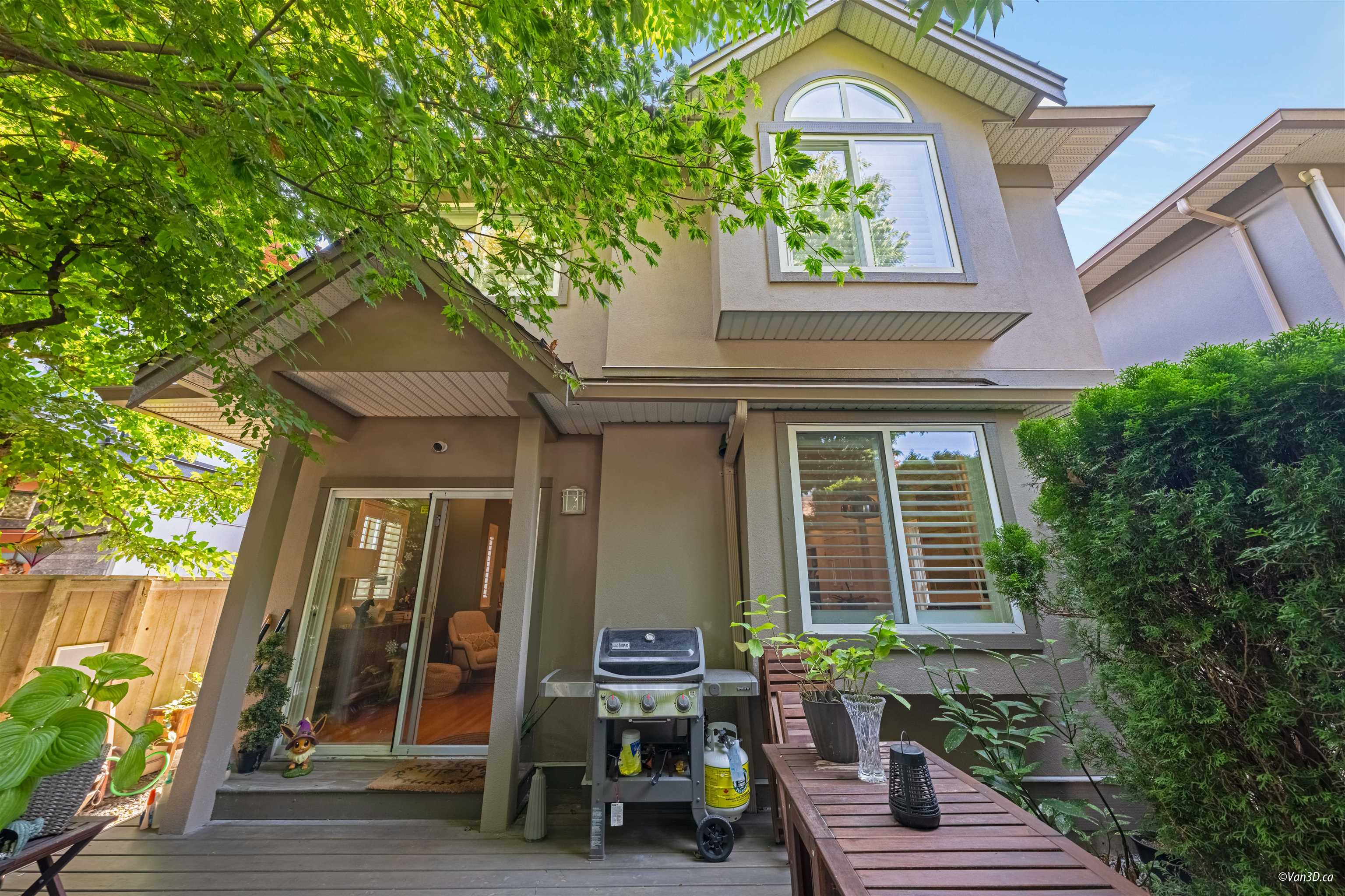 4018 Albert Street #3, Burnaby, BC V5C 2E3