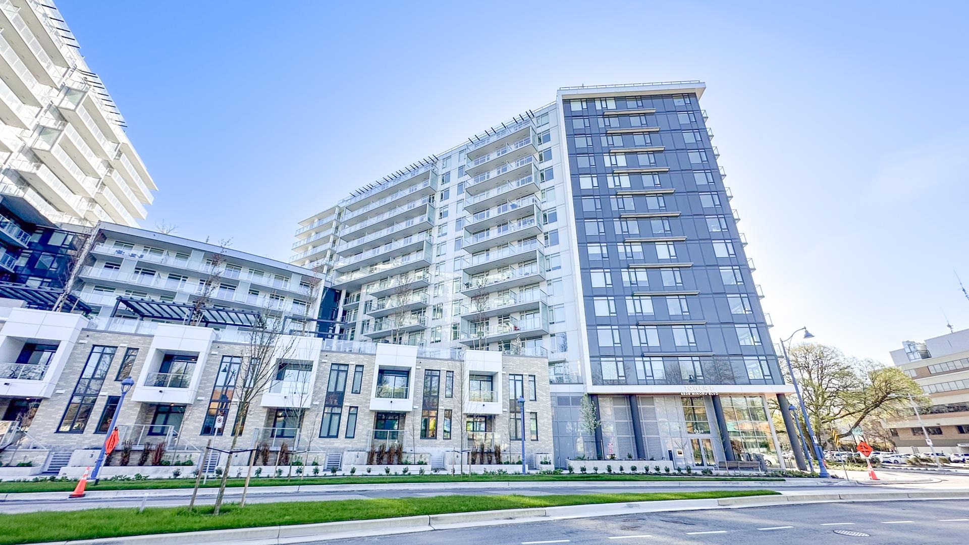 6808 Minoru Blvd #811, Richmond, BC V6Y 0M7