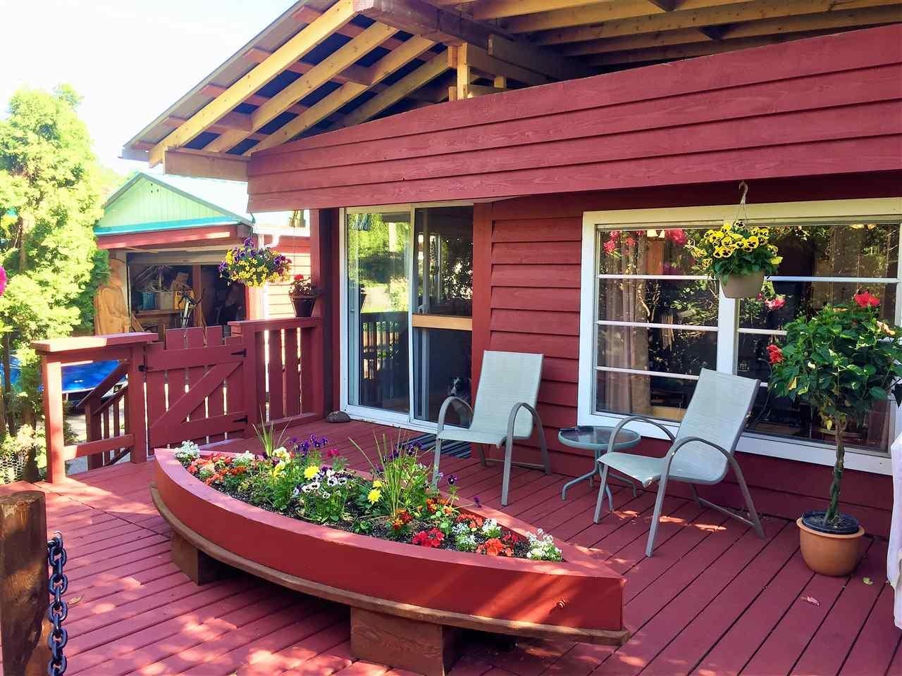 6 Bracken Park Way, Squamish, BC V0N 1H0