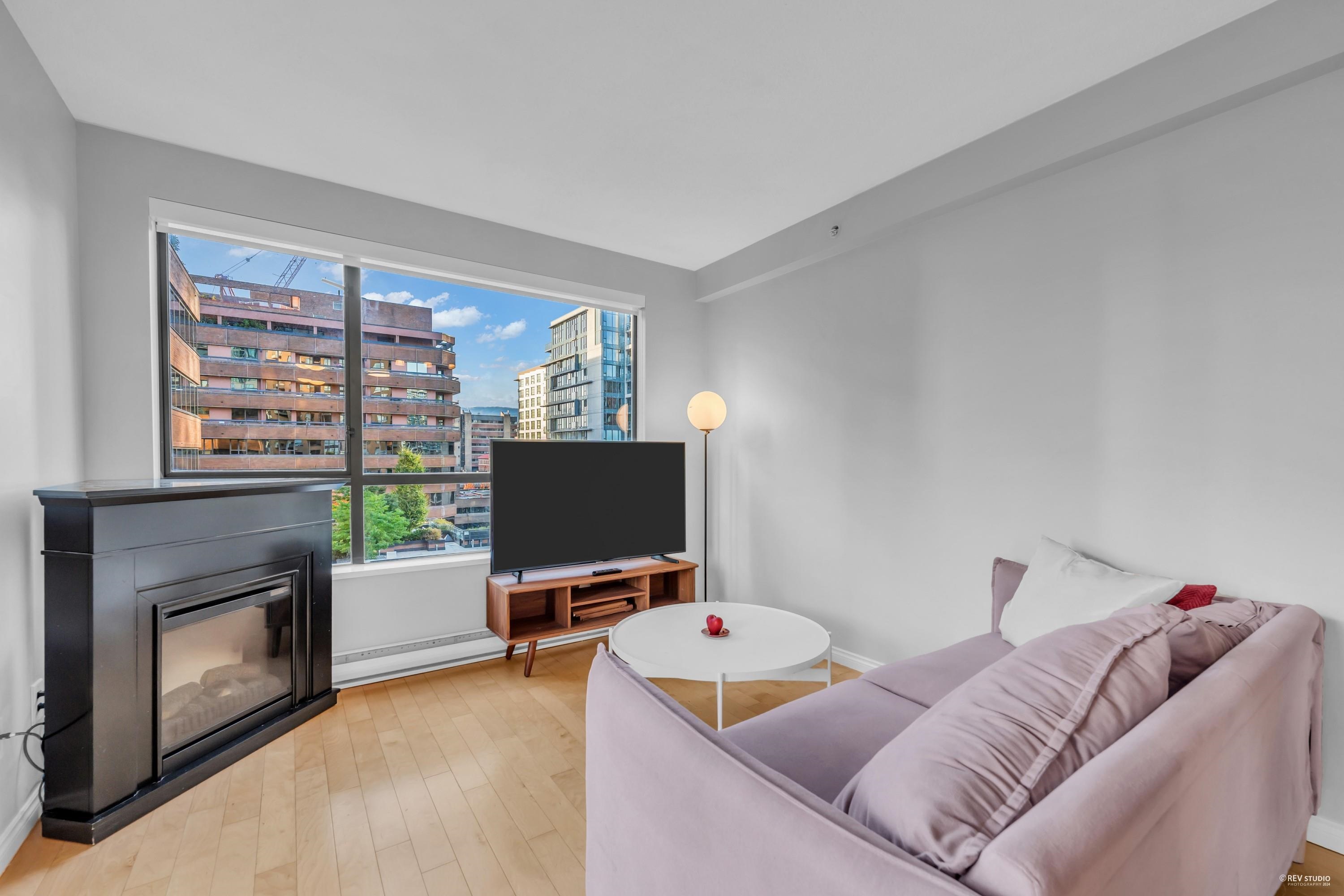 1189 Howe Street #1608, Vancouver, BC V6Z 2X4