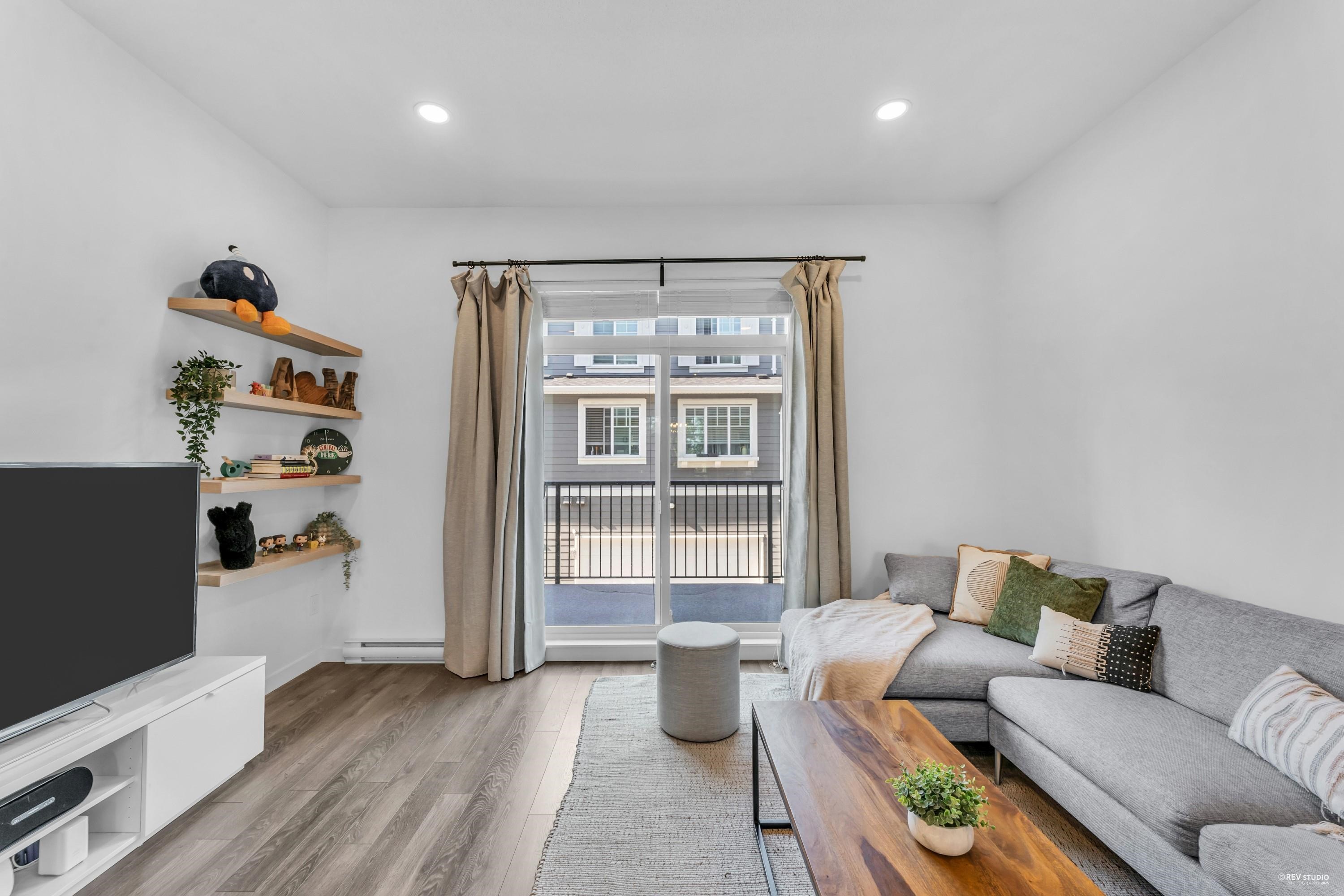 15850 85 Avenue #118, Surrey, BC V4N 6W2