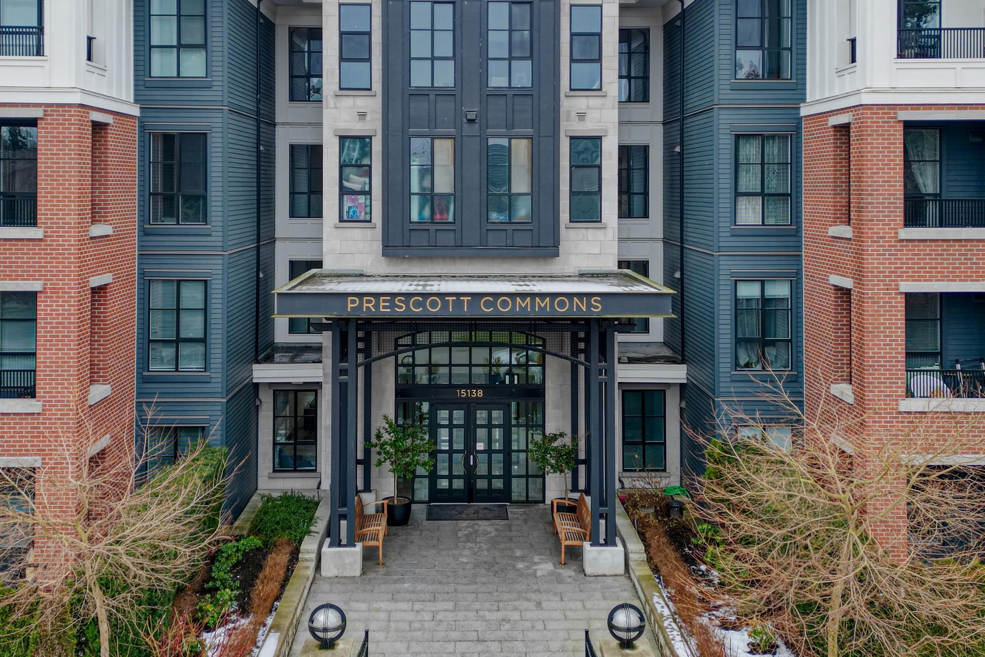 15138 34 Avenue #214, Surrey, BC V3Z 0Y5
