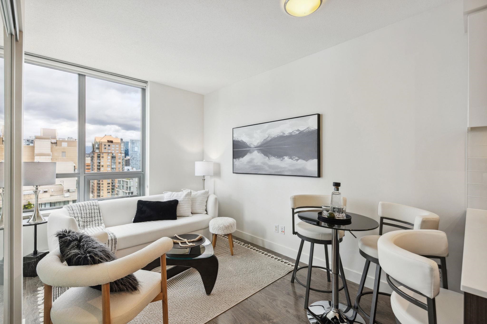 1308 Hornby Street #2203, Vancouver, BC V6Z 0C5