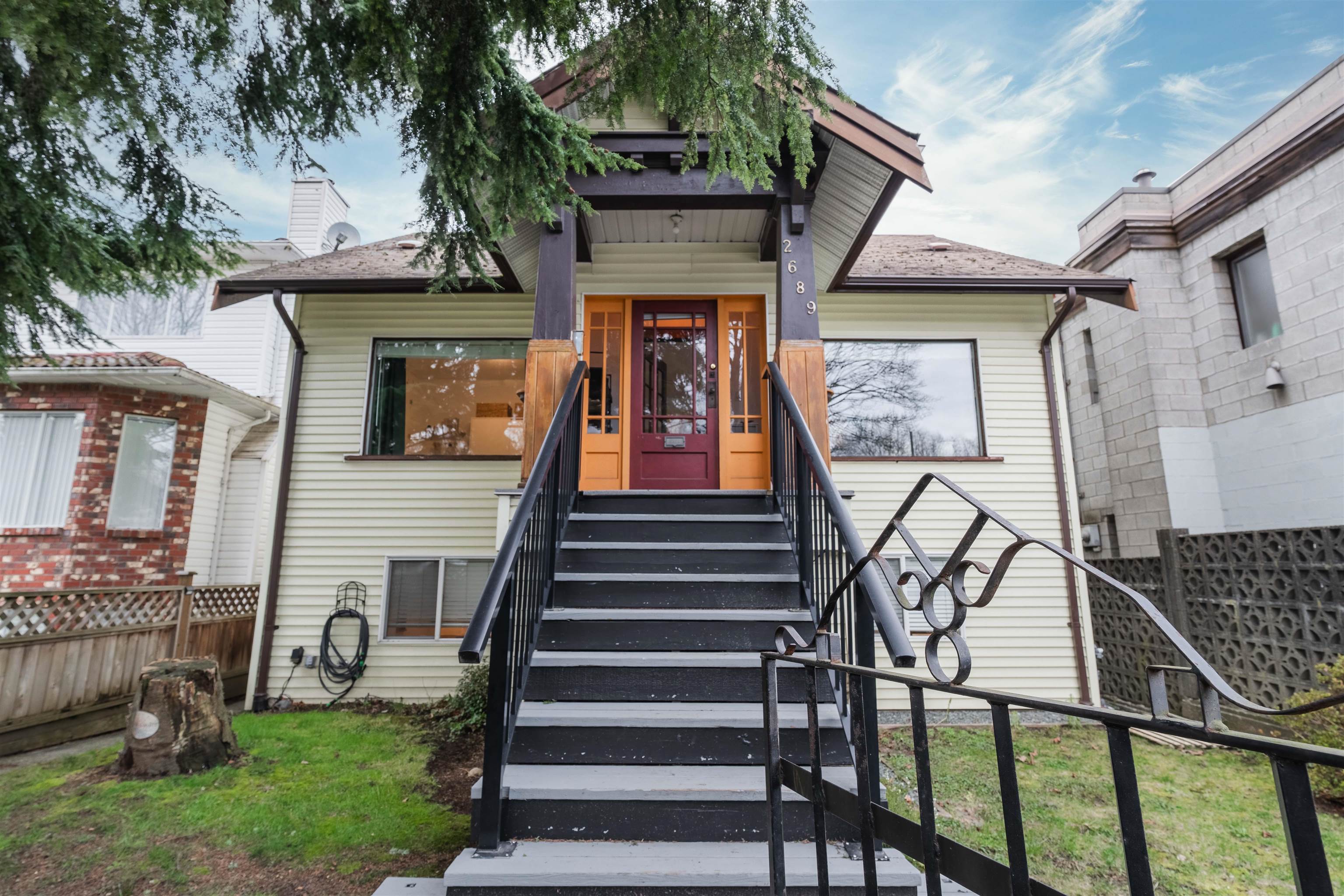 2689 Mcgill Street, Vancouver, BC V5K 1H2