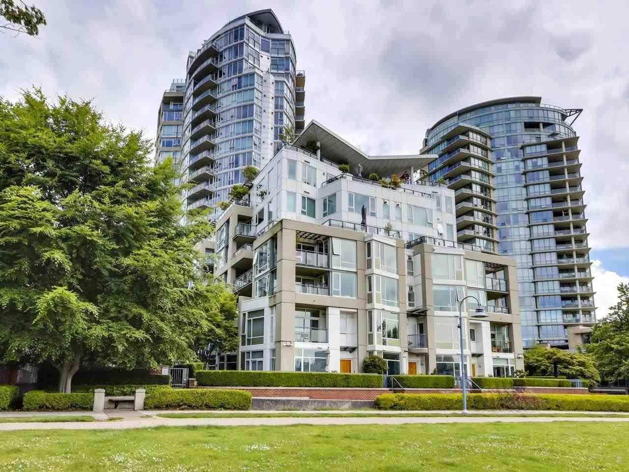 1383 Marinaside Crescent #1601, Vancouver, BC V6Z 2W9