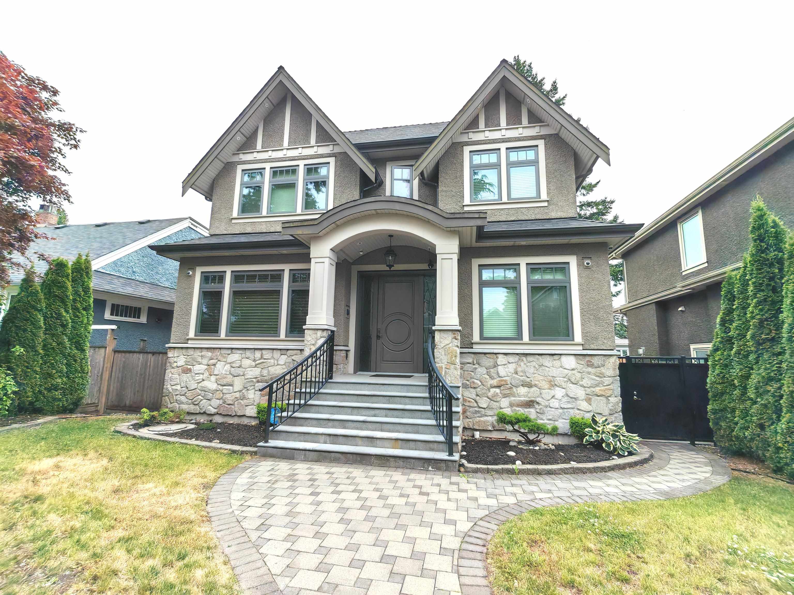 3520 West 37th Avenue, Vancouver, BC V6N 2V8