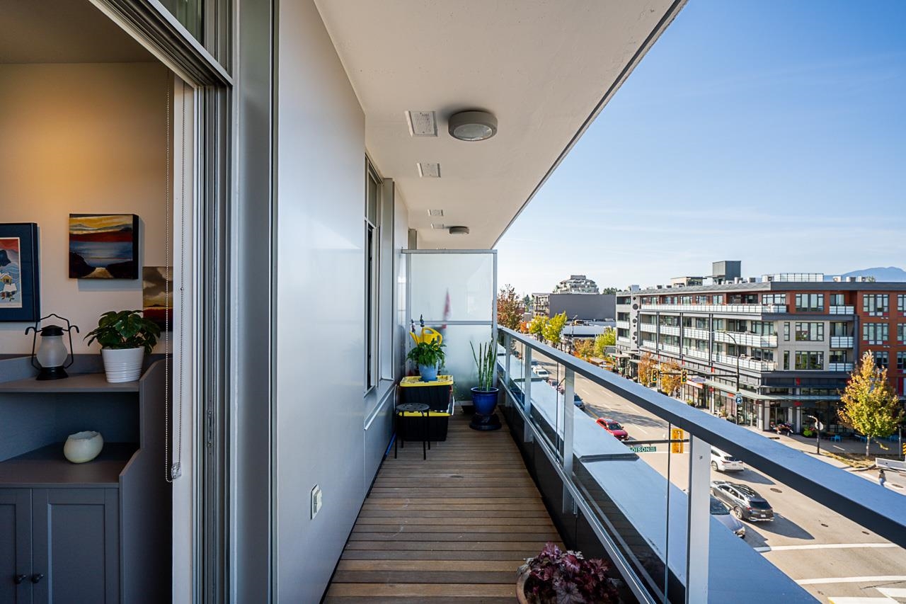 4310 Hastings Street #511, Burnaby, BC V5C 2J9