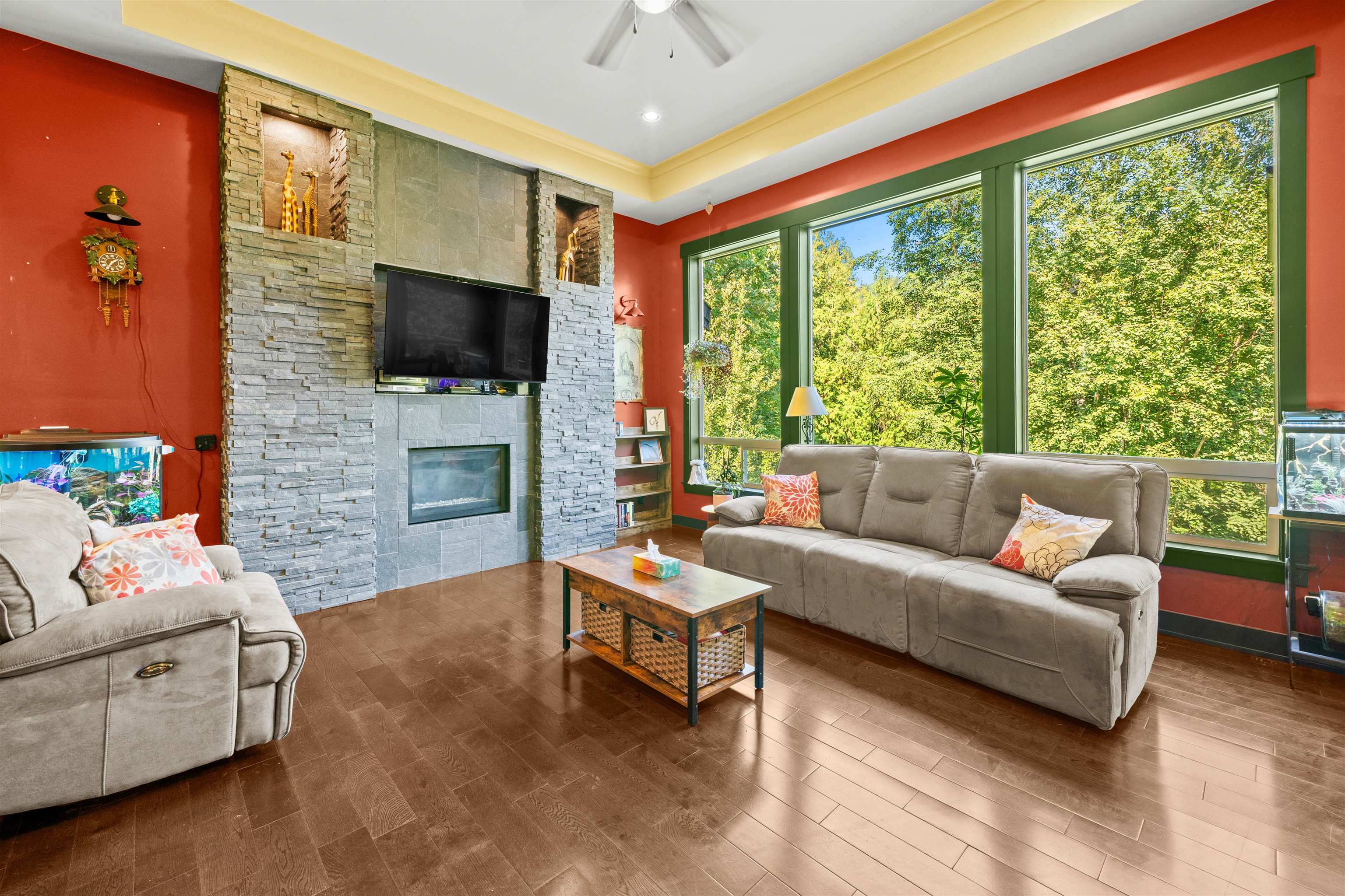 2518 Whatcom Road, Abbotsford, BC V3G 2L5