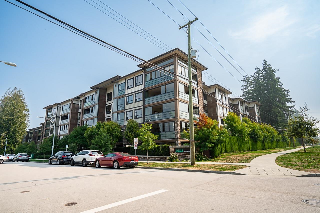 14588 Mcdougall Drive #114, Surrey, BC V4P 0H1
