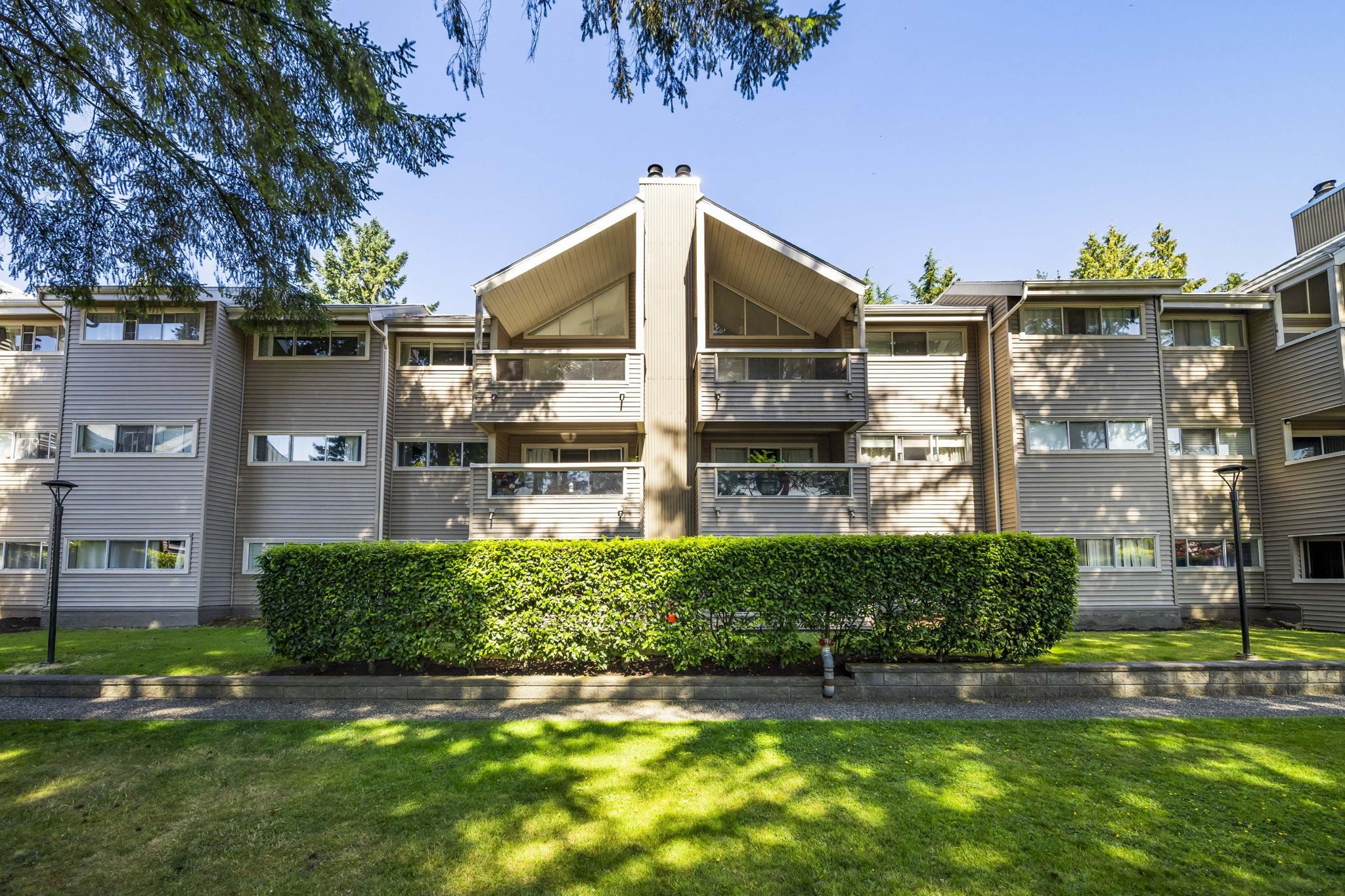 932 Robinson Street #212, Coquitlam, BC V3J 7R8
