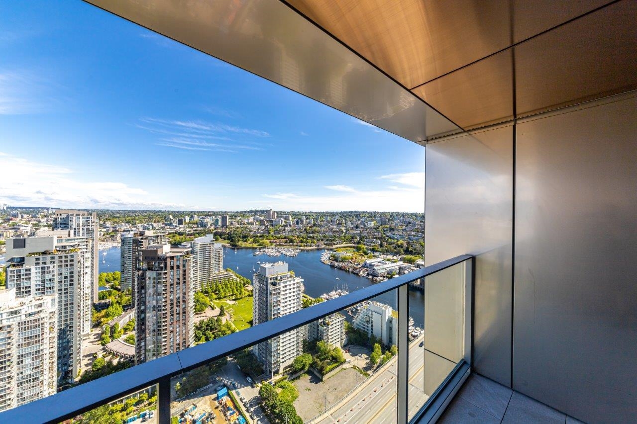 1480 Howe Street #4610, Vancouver, BC V6Z 0G5