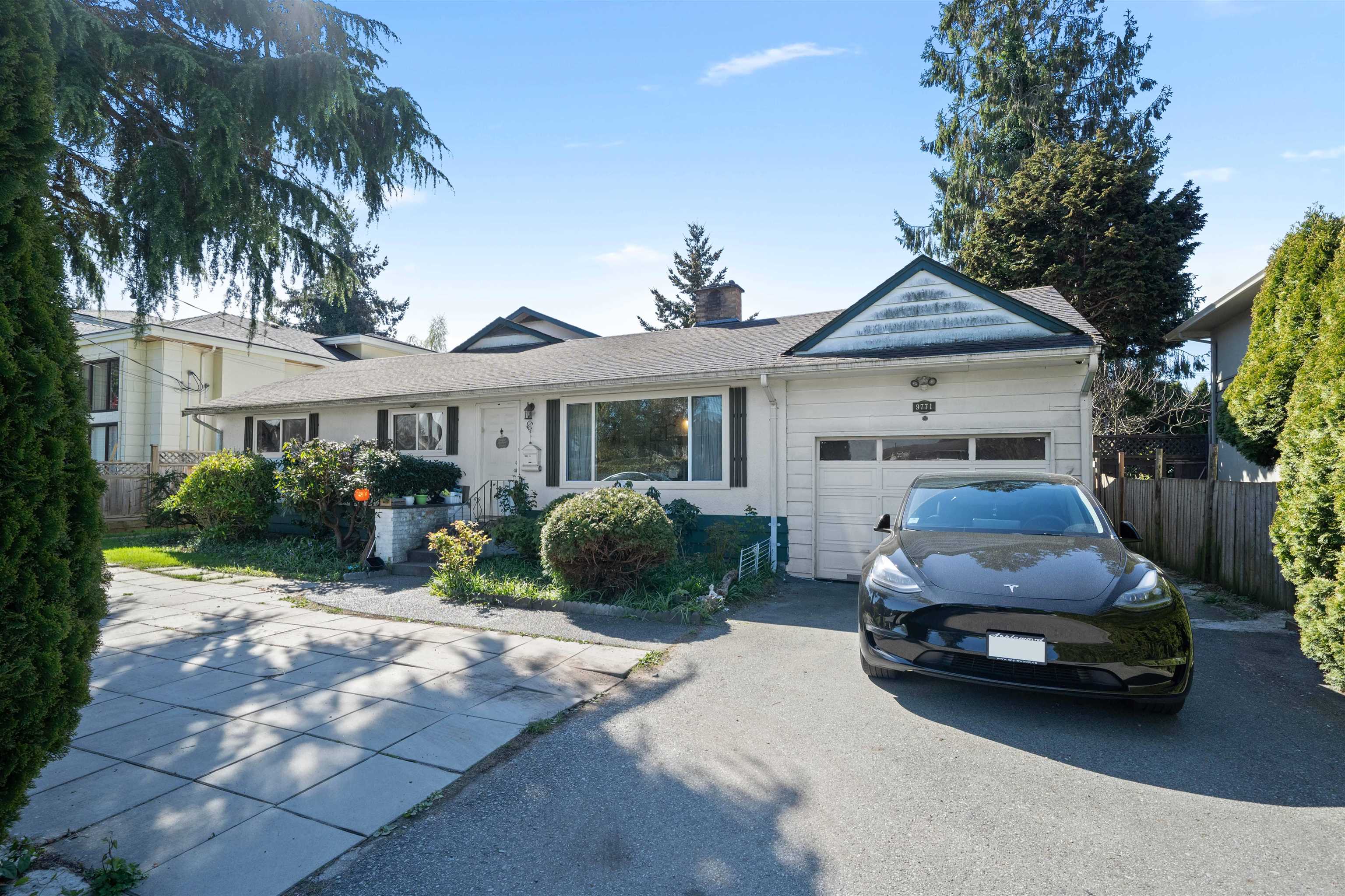 9771 Pinewell Crescent, Richmond, BC V7A 2C7