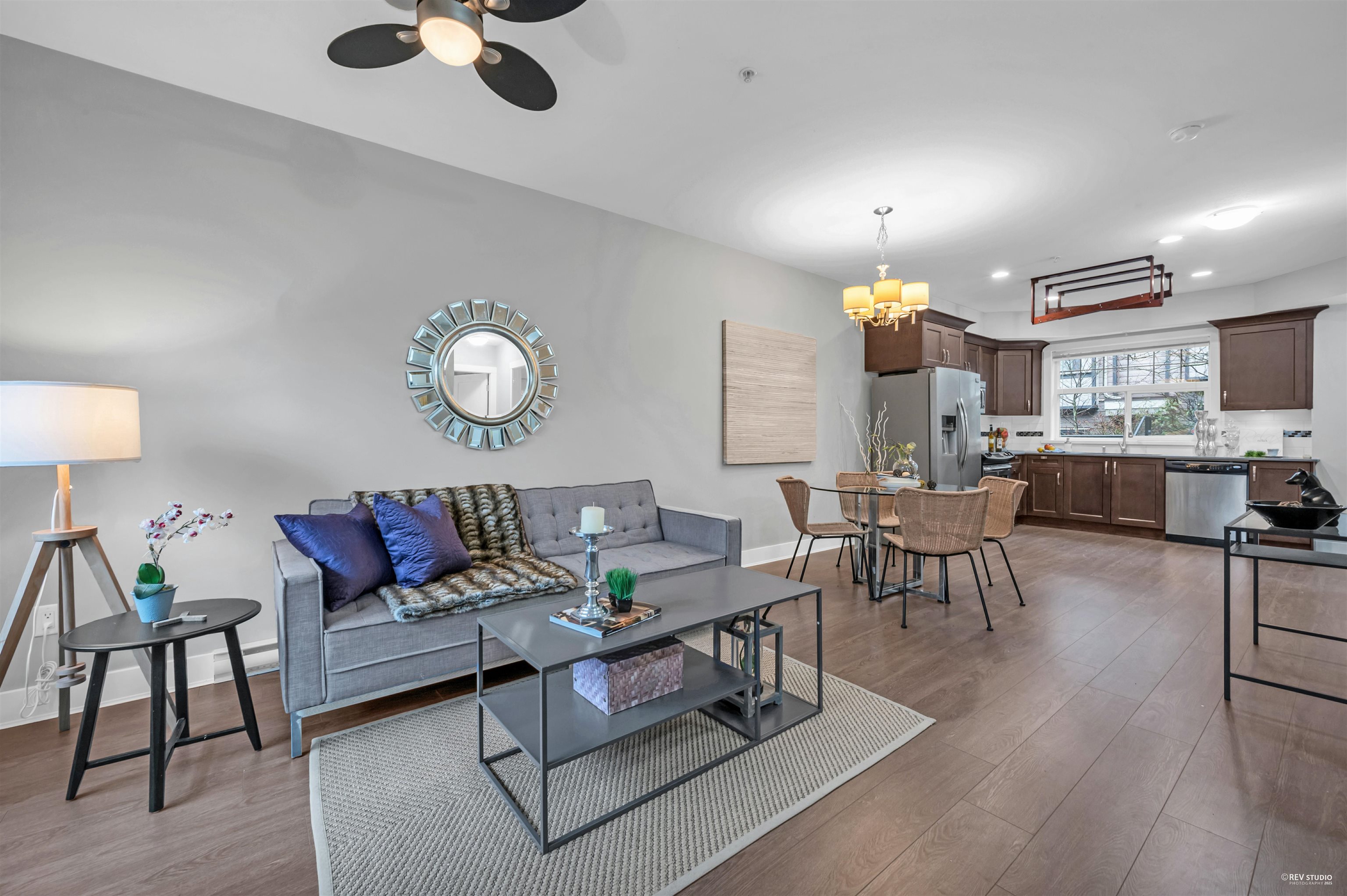 828 Royal Avenue #202, New Westminster, BC V3M 1J9