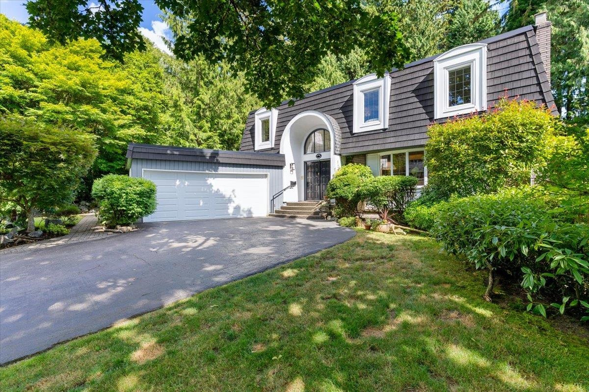 5446 Cliffridge Avenue, North Vancouver, BC V7R 4M4