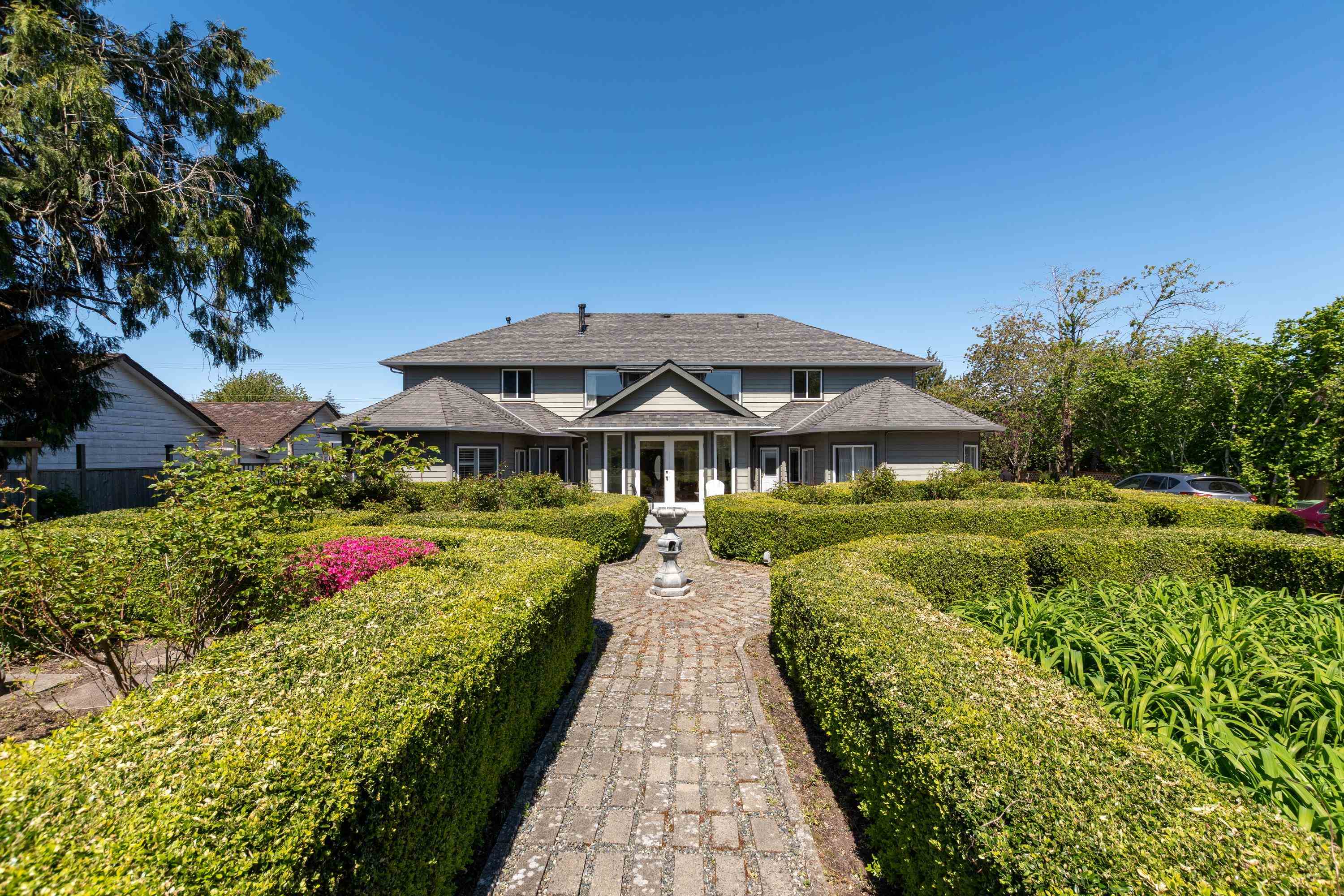 6260 Steveston Highway, Richmond, BC V7E 2K8