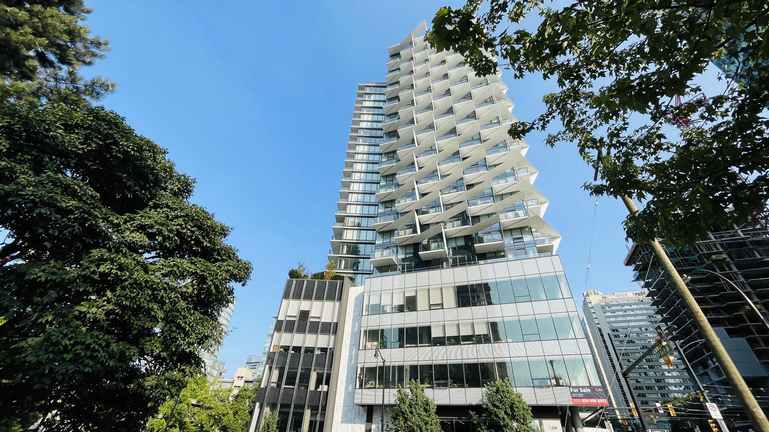 620 Cardero Street #1604, Vancouver, BC V6G 0C7