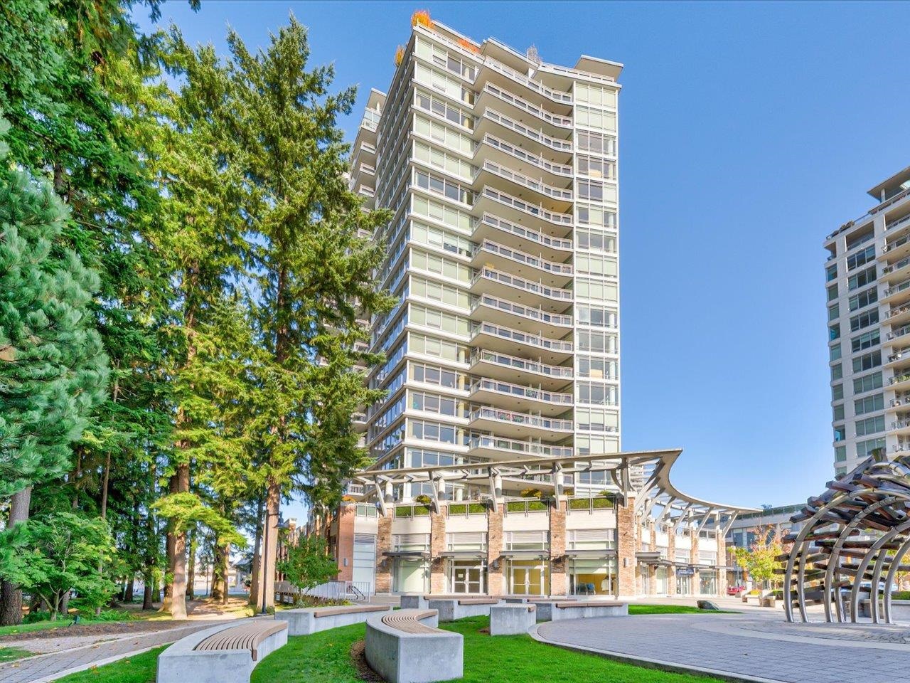 15152 Russell Avenue #302, White Rock, BC V4B 0A3