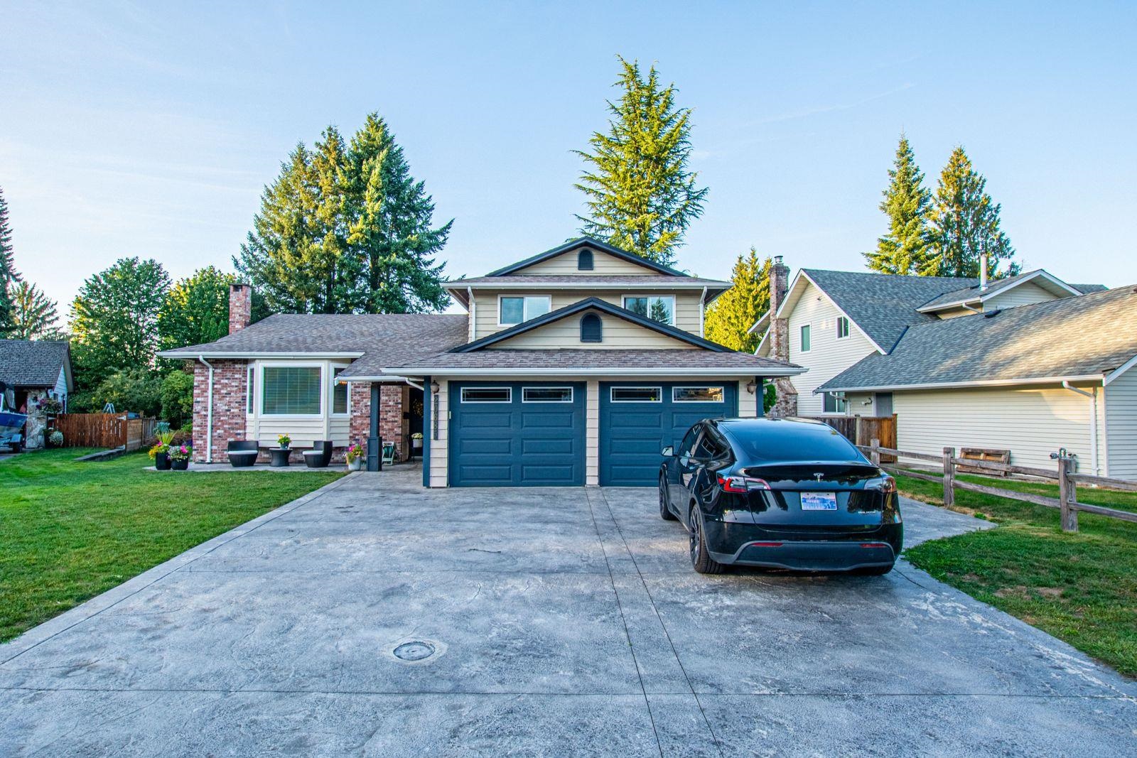 125 Avenue, Maple Ridge, BC V2X 8N9